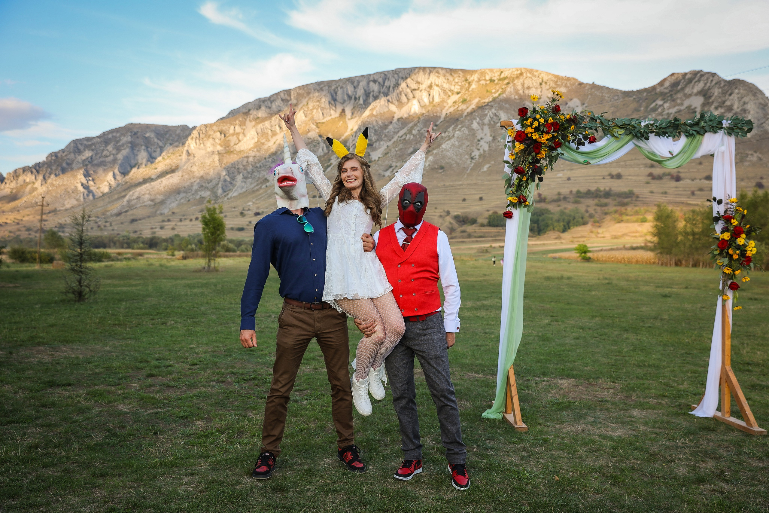 Orsi & Remus, eleganță în inima Transilvaniei. Rares Bucur is a professional wedding photographer based in Cluj-Napoca, Romania, specializing in wedding photography