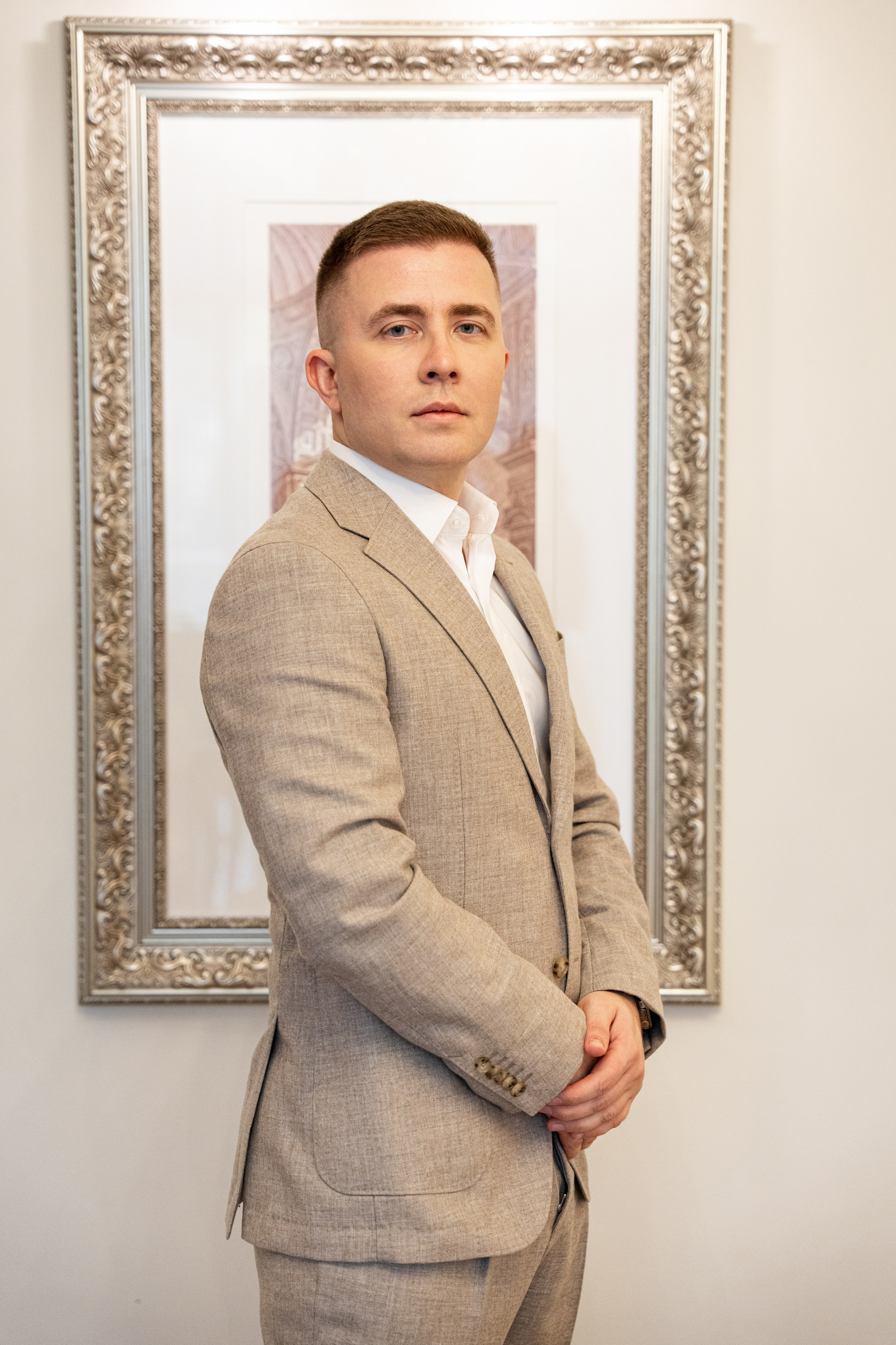 WEDDING. Photo and video production. Editing & retouching services. Training