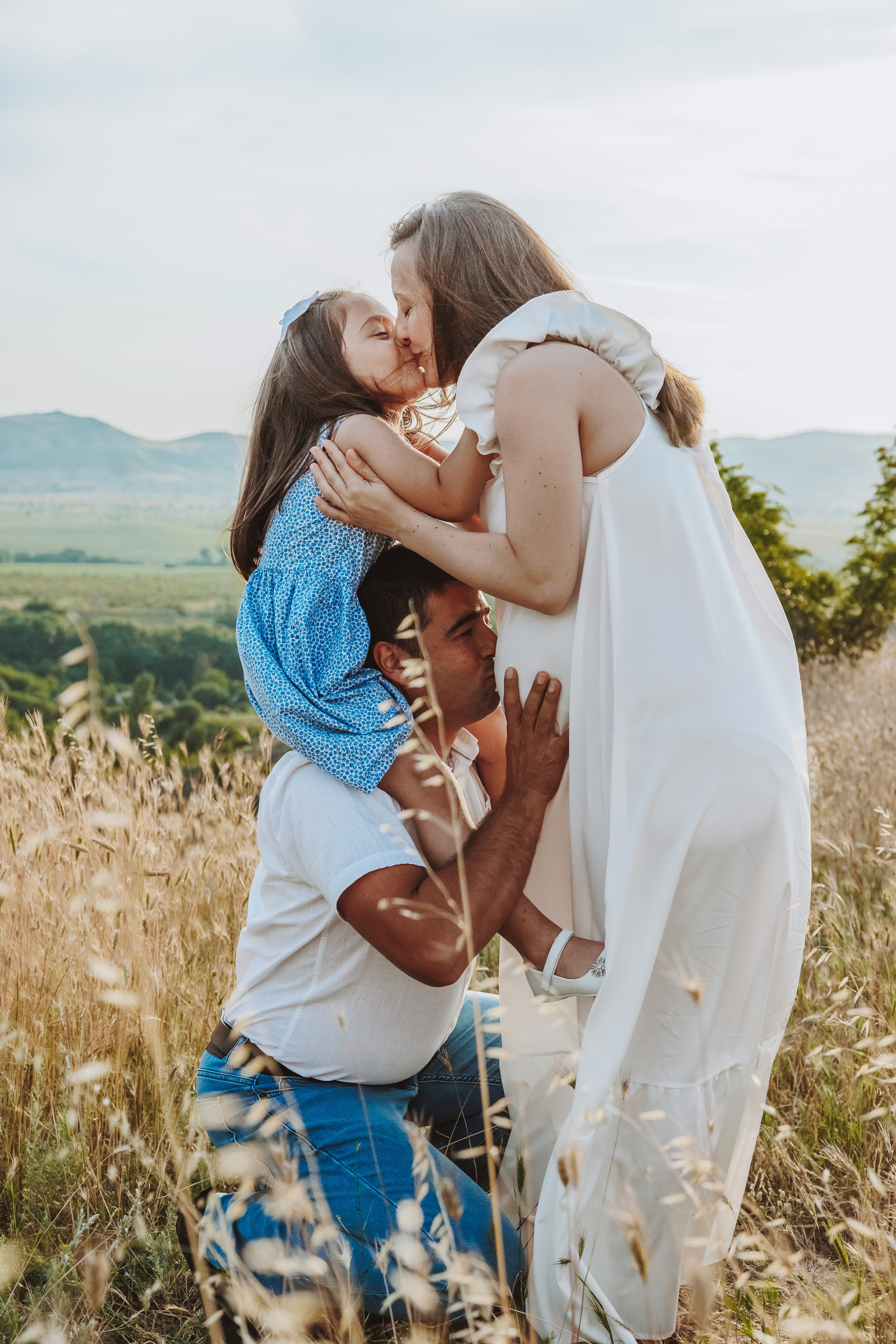 Бременна Фотосесия. Фотограф Ирина Йотова