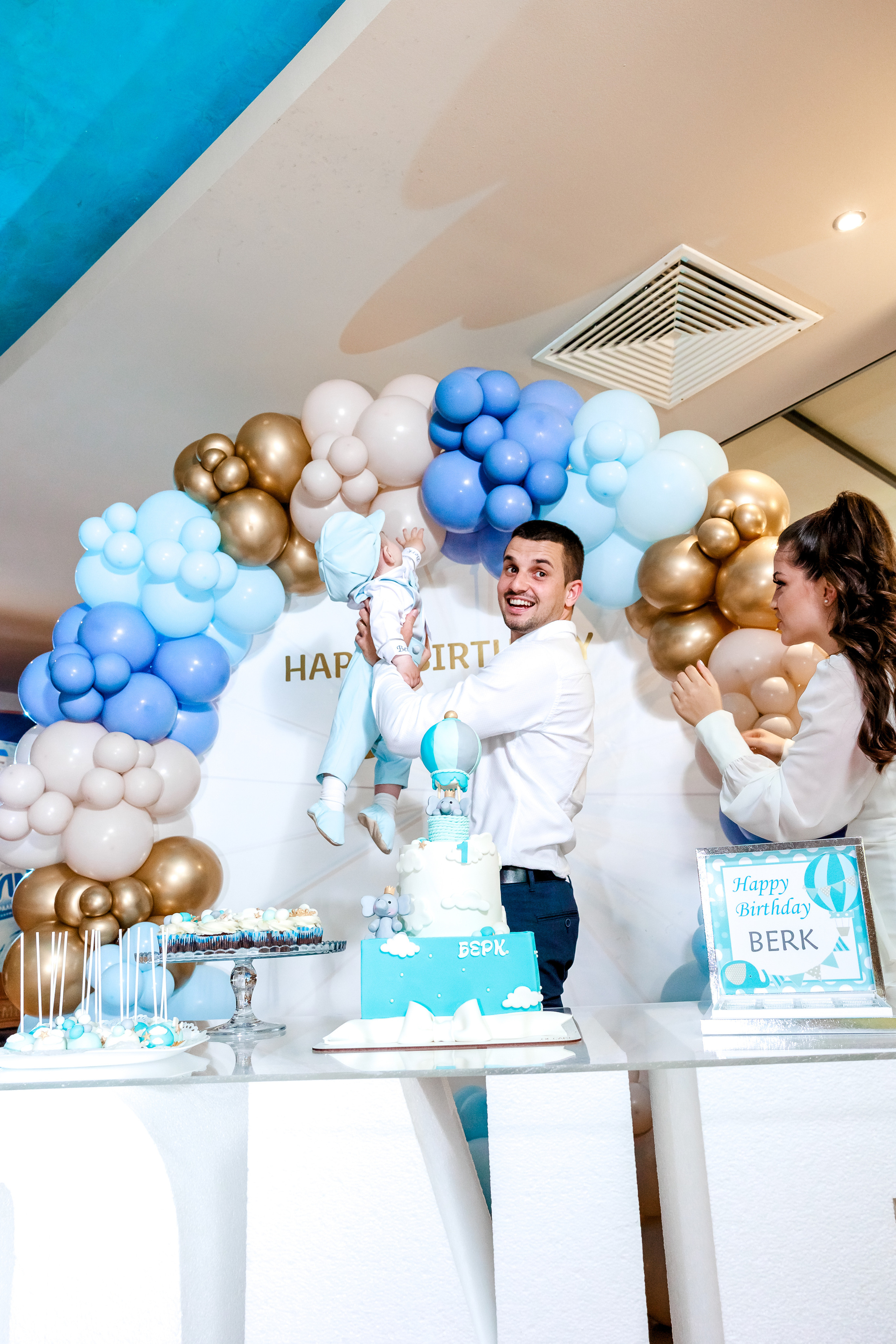 Честит 1 Рожден Ден!. Фотограф Ирина Йотова