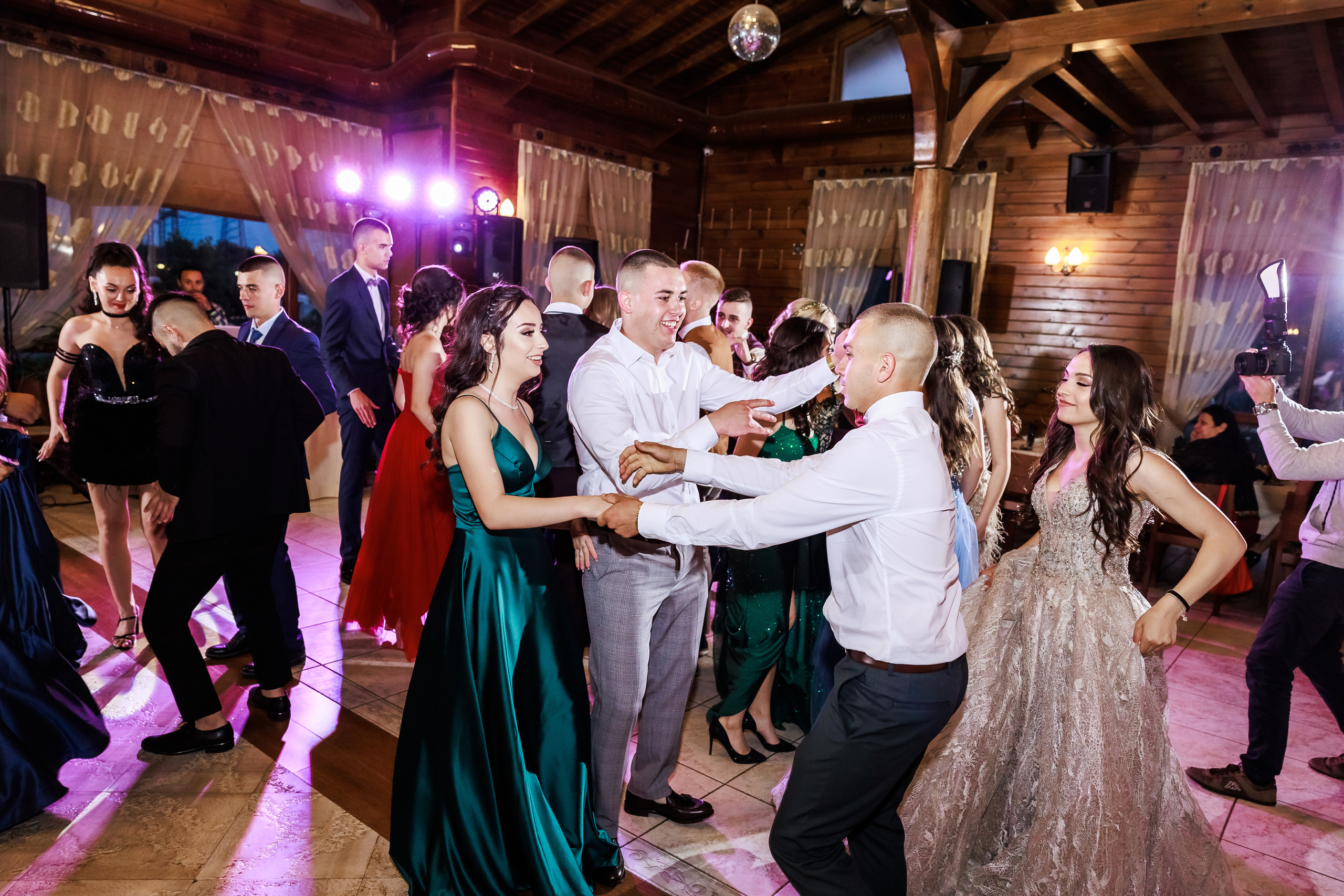 Абитуриентски бал 2022. Фотограф Ирина Йотова