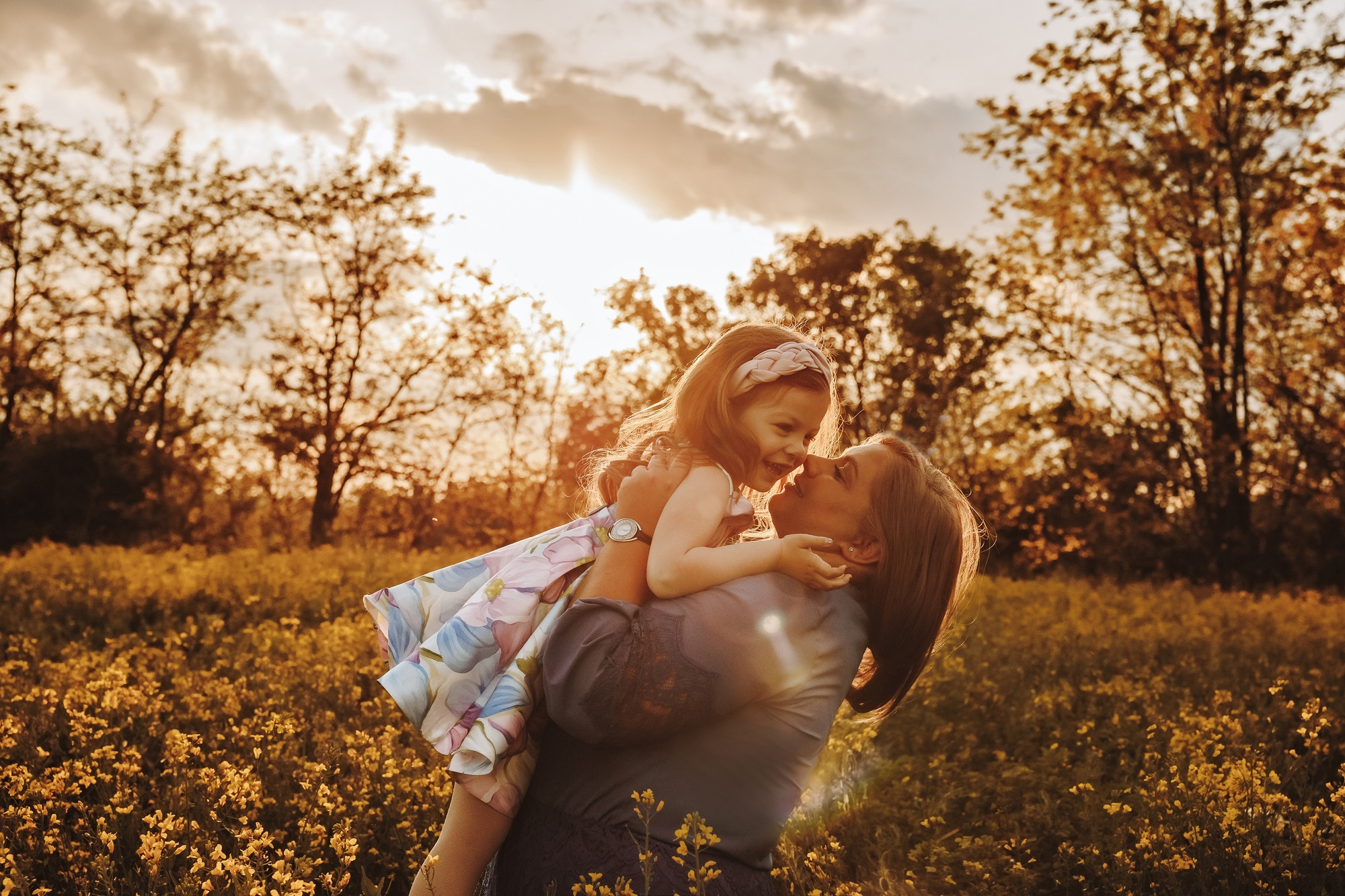 Когато цъфти рапицата. Фотограф Ирина Йотова