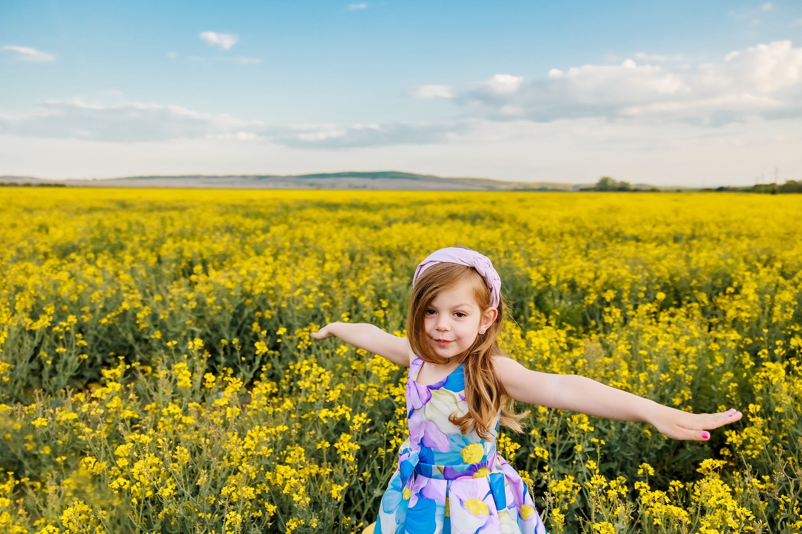 Когато цъфти рапицата. Фотограф Ирина Йотова
