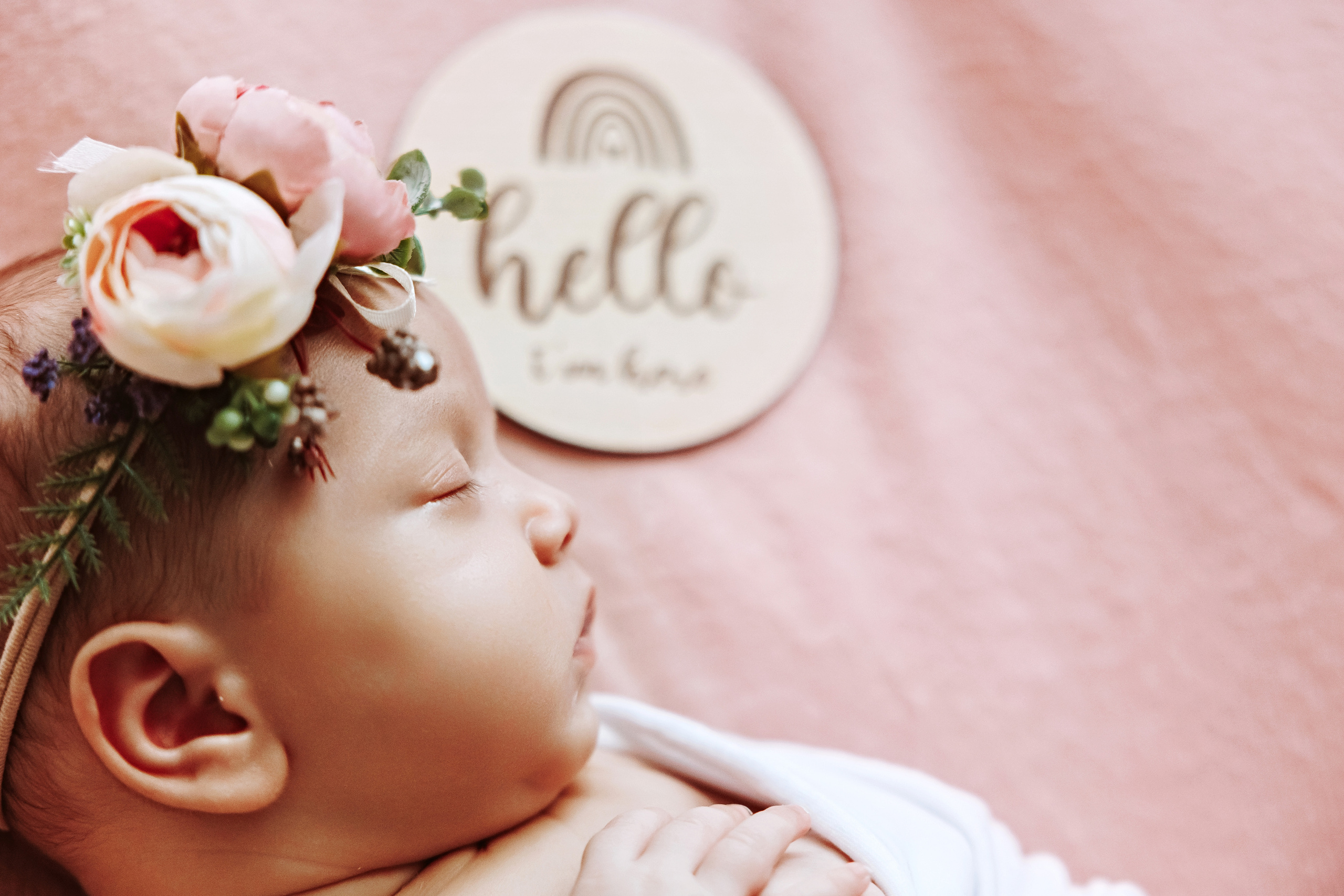 Newborn Girl. Фотограф Ирина Йотова