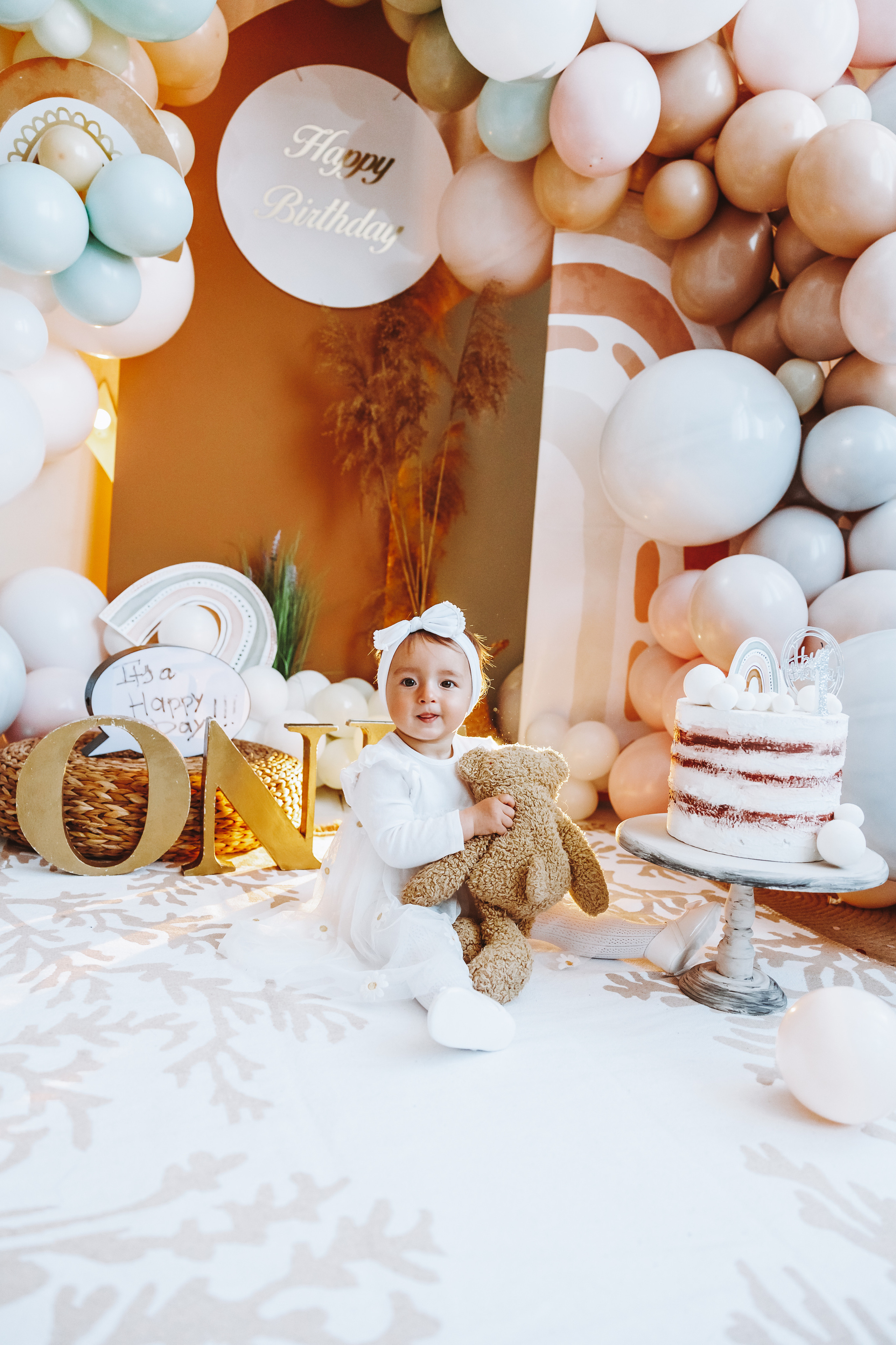 Честит 1 Рожден Ден. Фотограф Ирина Йотова