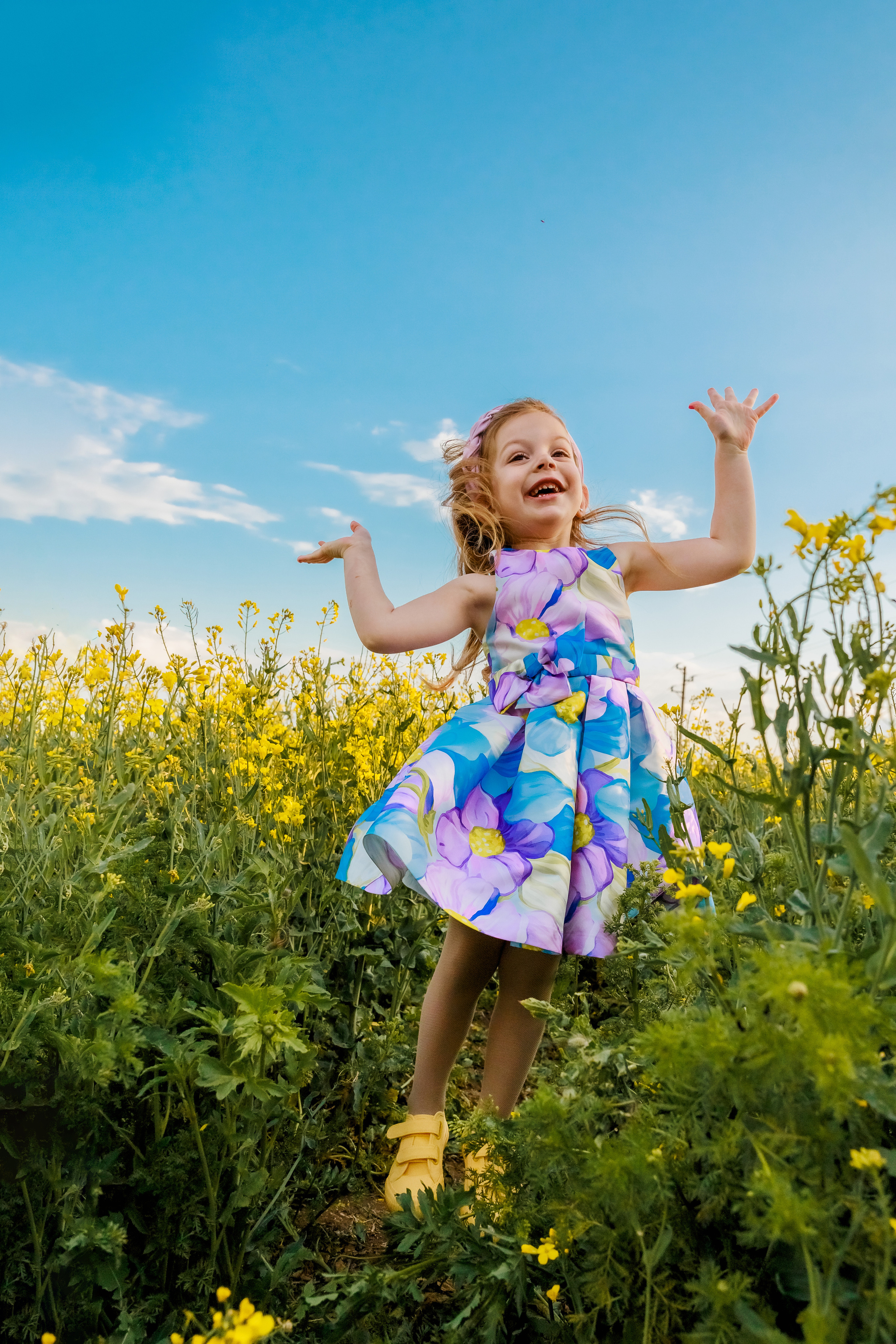 Когато цъфти рапицата. Фотограф Ирина Йотова