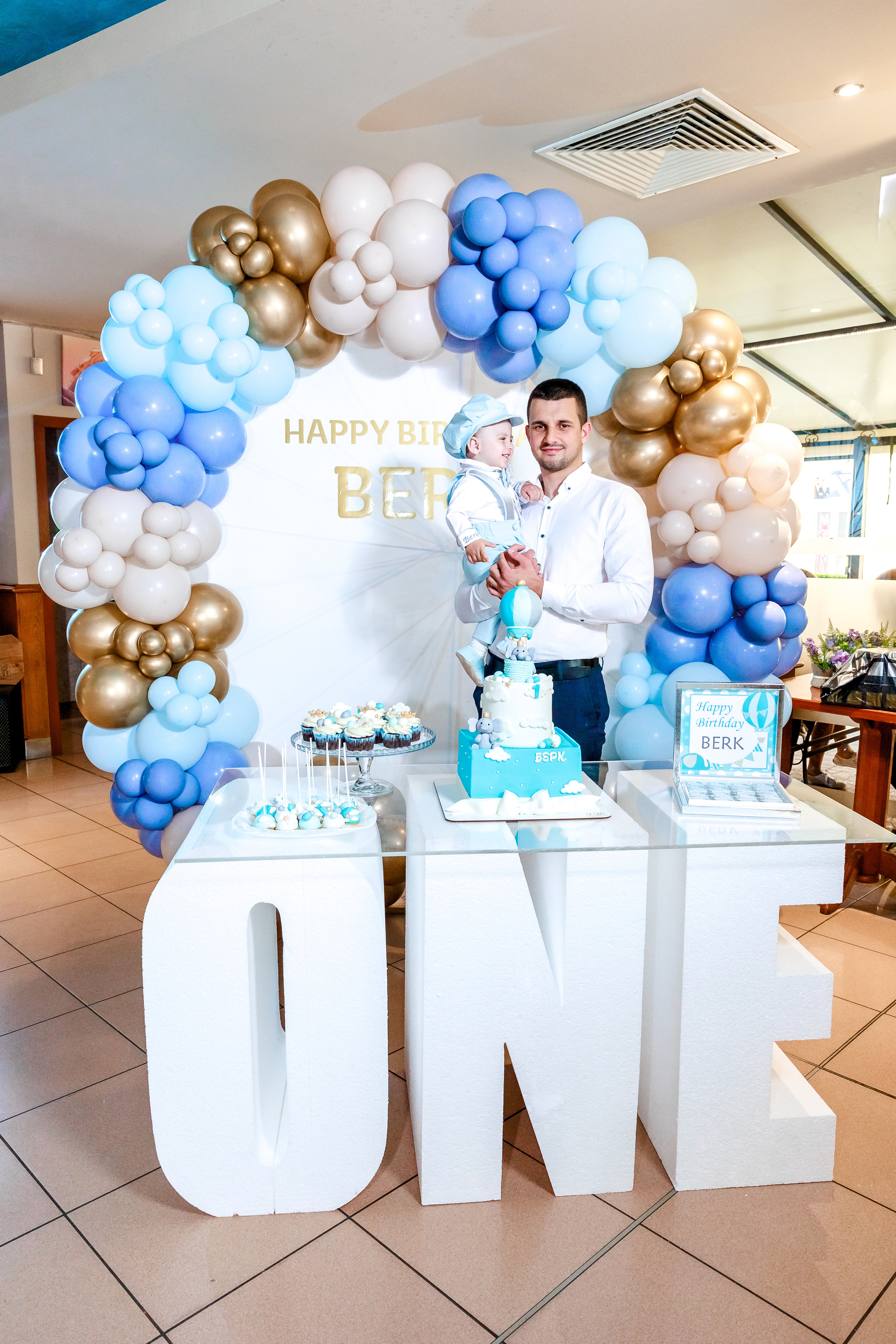 Честит 1 Рожден Ден!. Фотограф Ирина Йотова