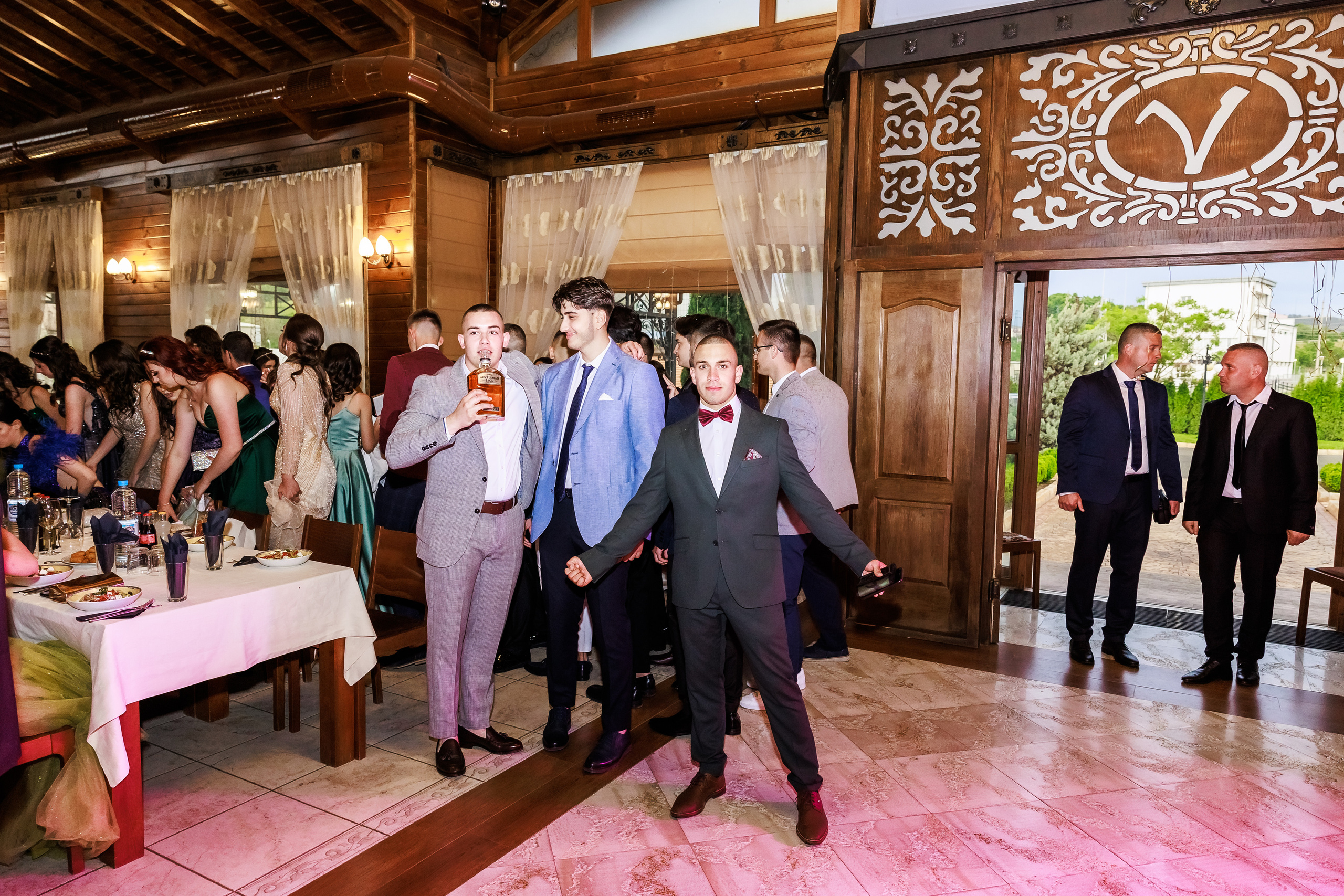 Абитуриентски бал 2022. Фотограф Ирина Йотова