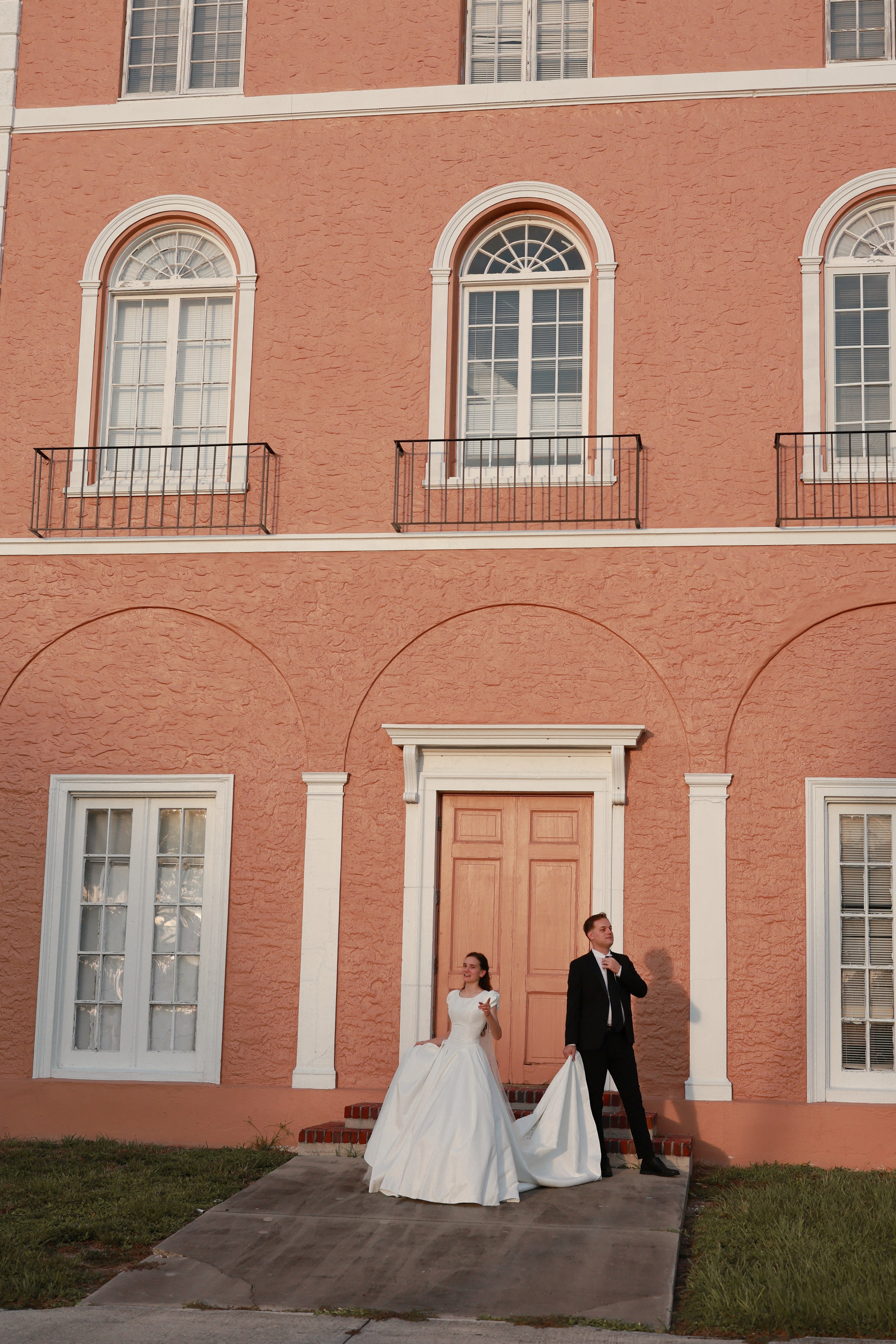 Venice, Florida Elopement. Wedding and family photographer Olga Belianskaia