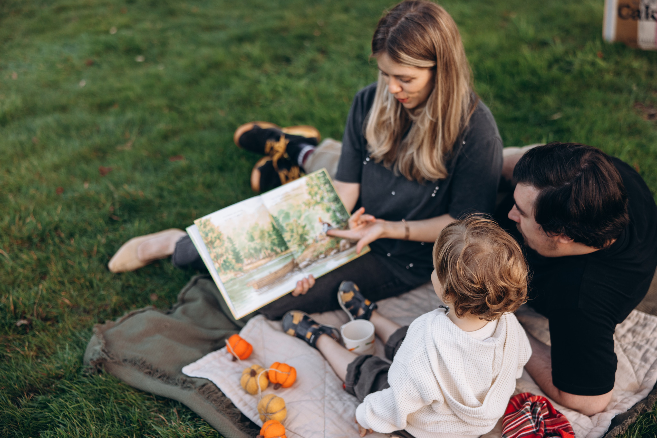 Maksim with parents (Queen Elizabeth Olympic park). Anastasia Klink, Photographer in London
