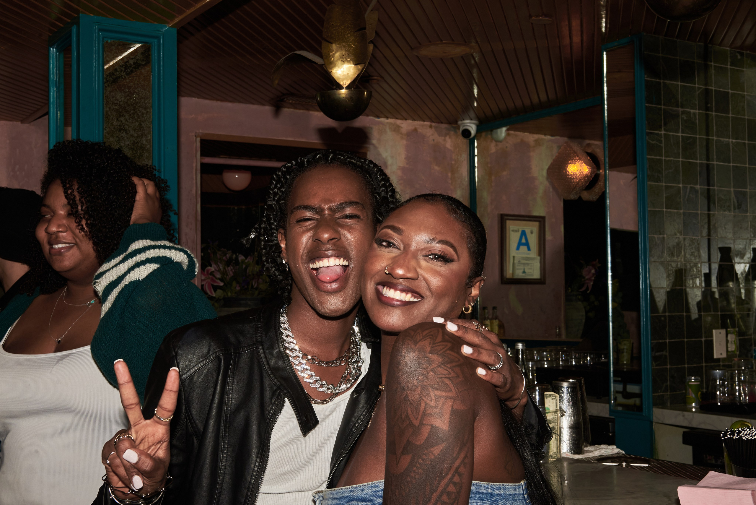 Alik Bulan singer Los Angeles