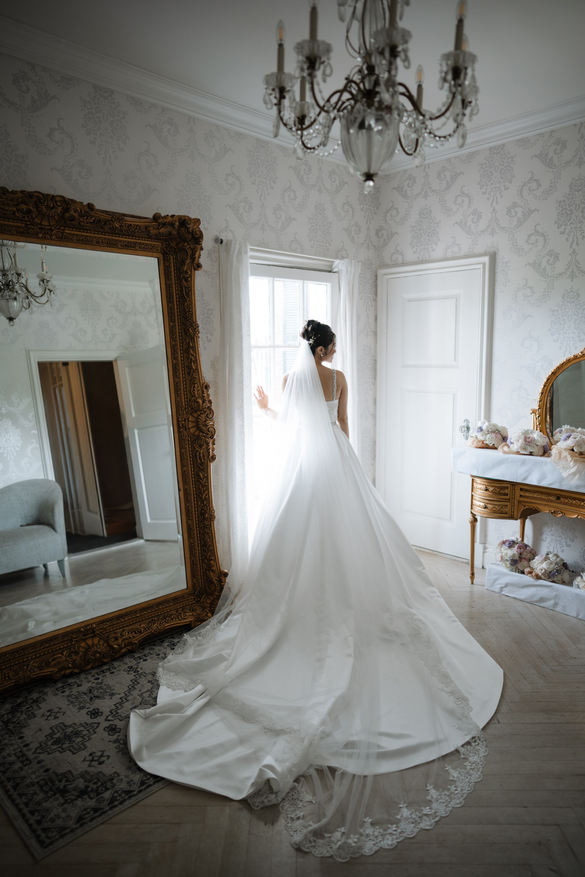 A stunning wedding with Asian style. Portrait and wedding photographer in New York