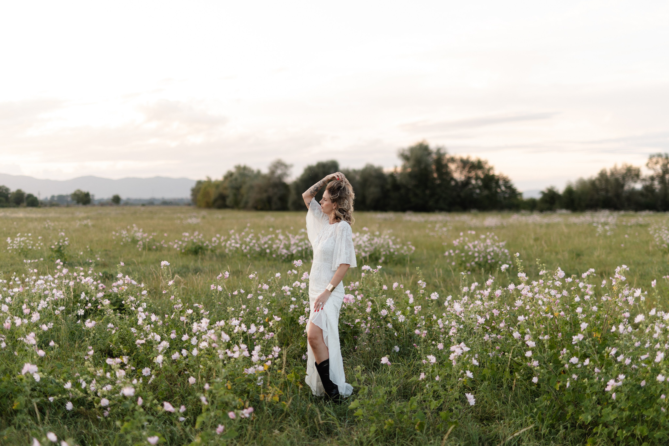 Mara — Portrait. Main