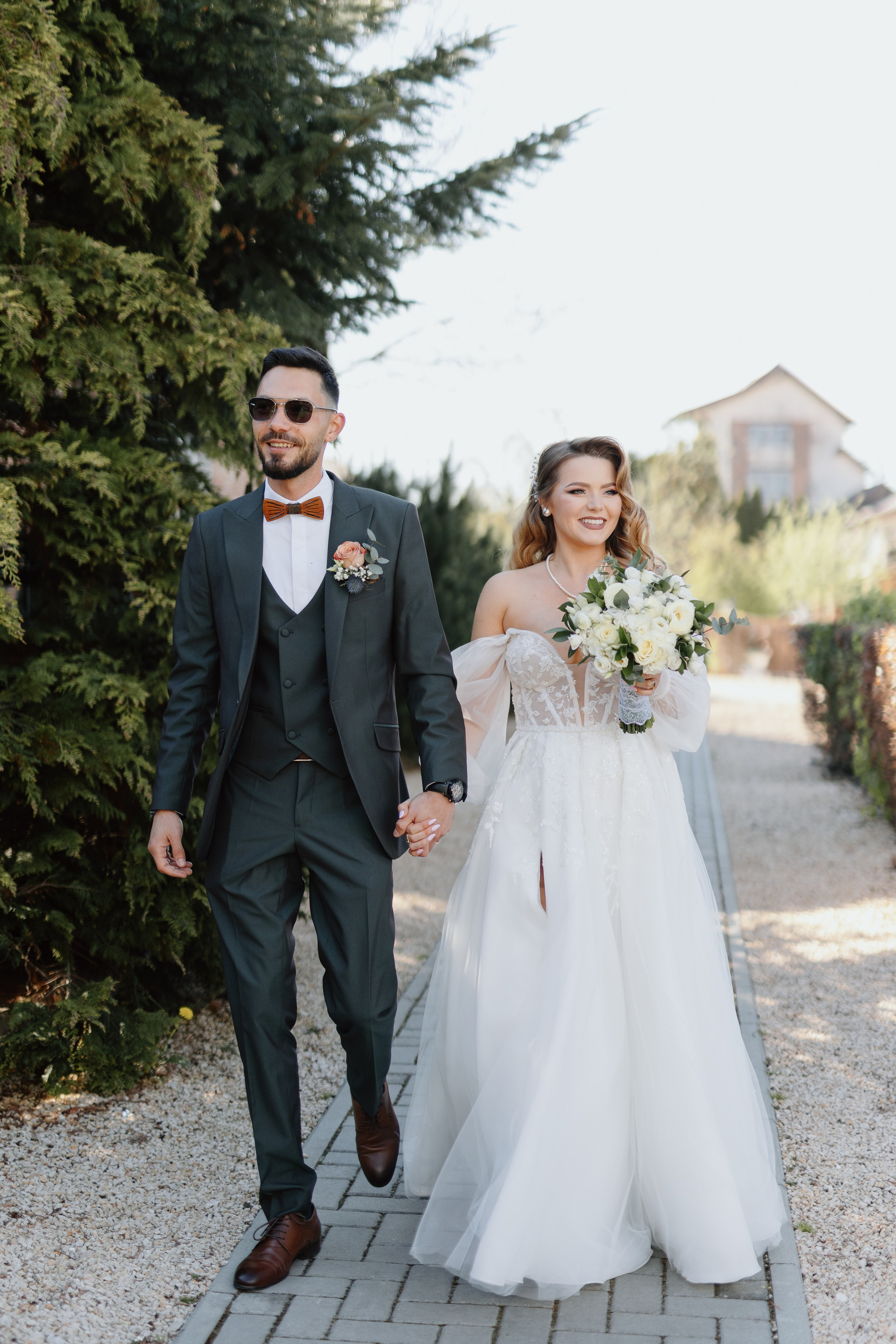 Nicoleta & Lucian. Main