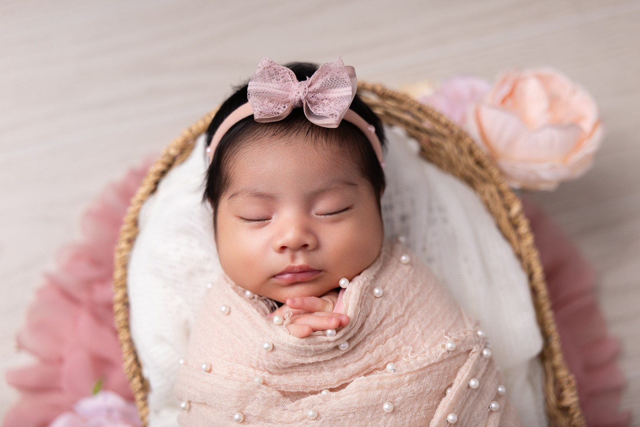 Isabella Newborn Photoshoot. Professional family, maternity & newborn photographer in North Charleston, SC, creating timeless portraits