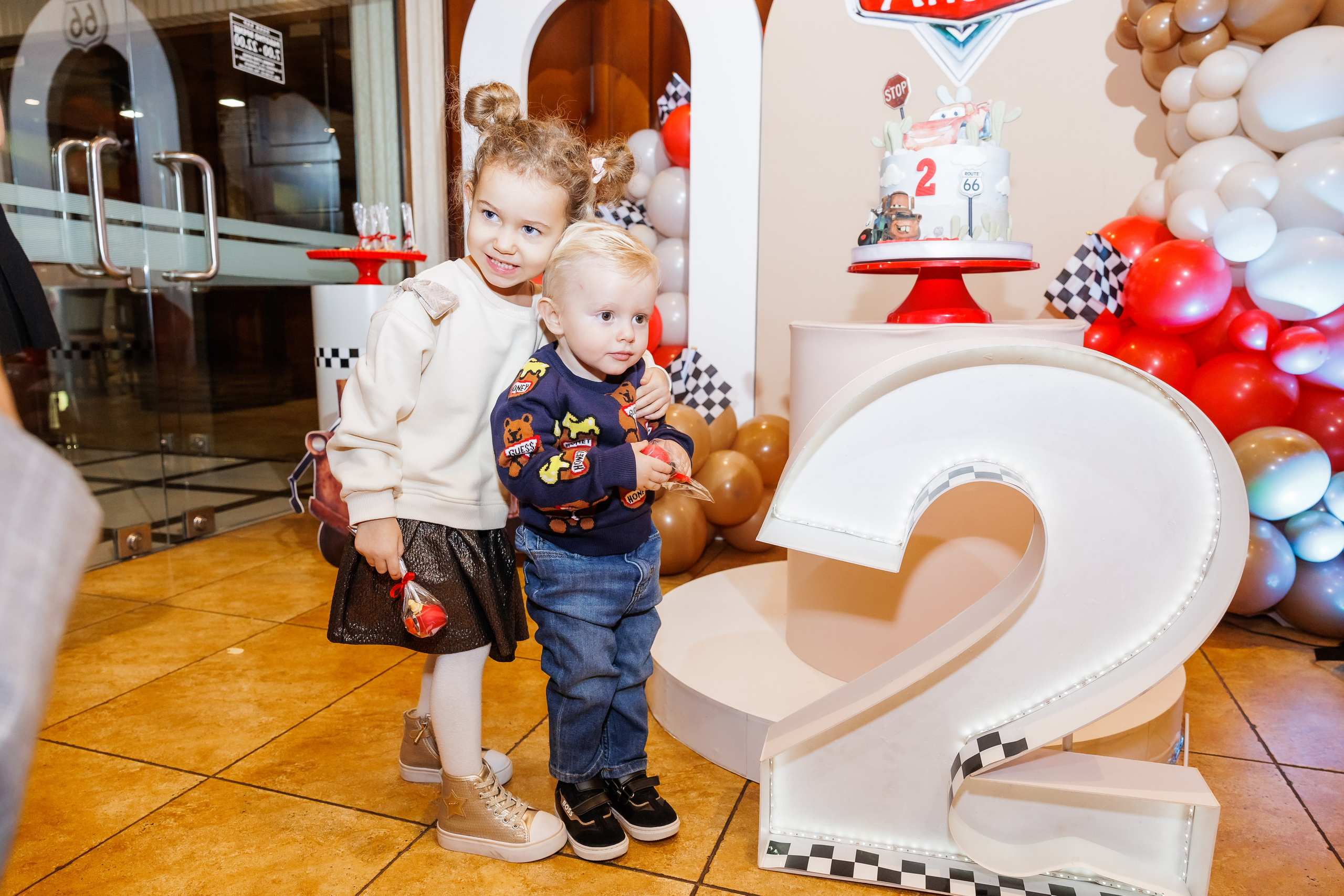 Честит Рожден Ден. Фотограф Ирина Йотова