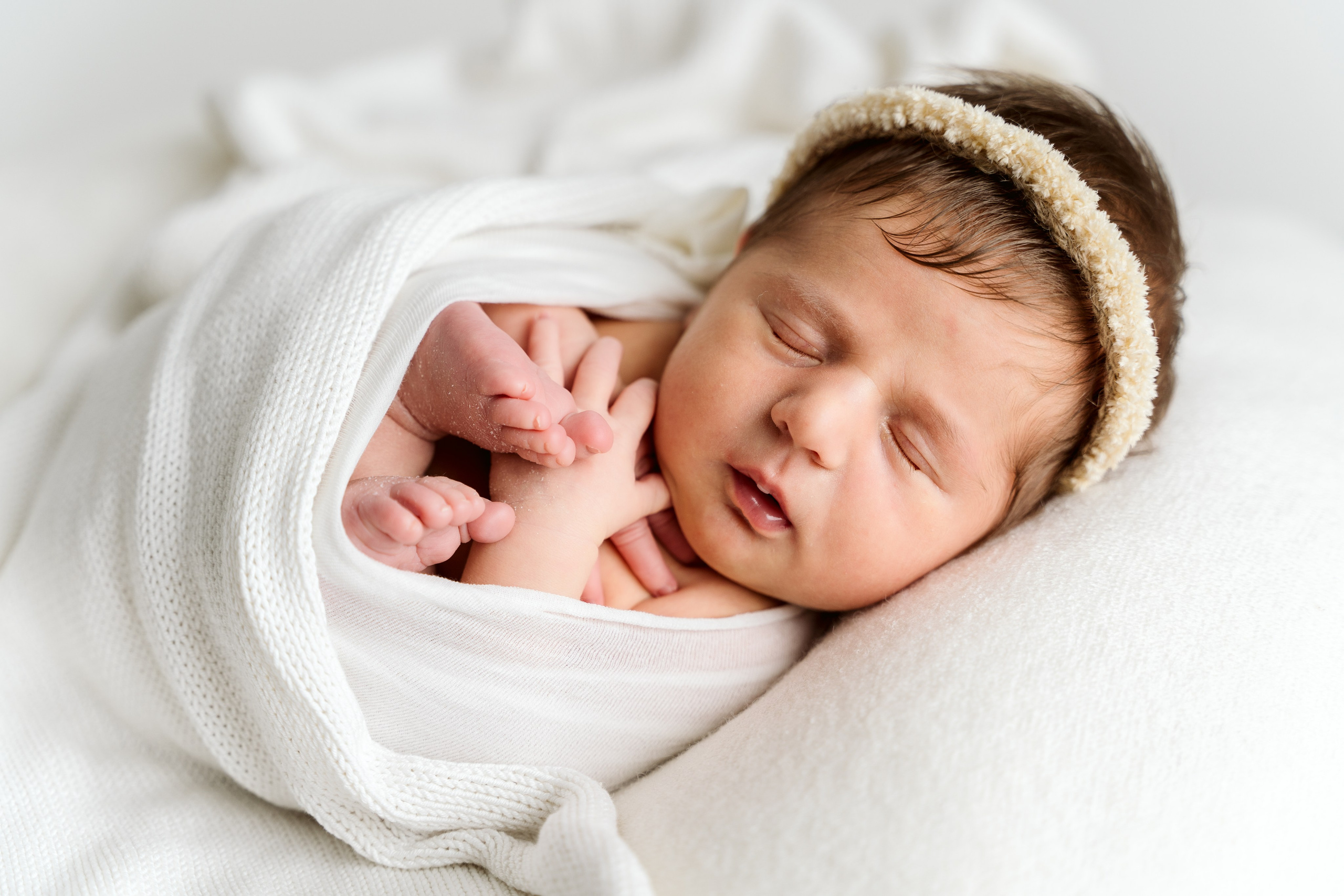 Newborn 2025. Svitlana Miahka fotografa a Genova