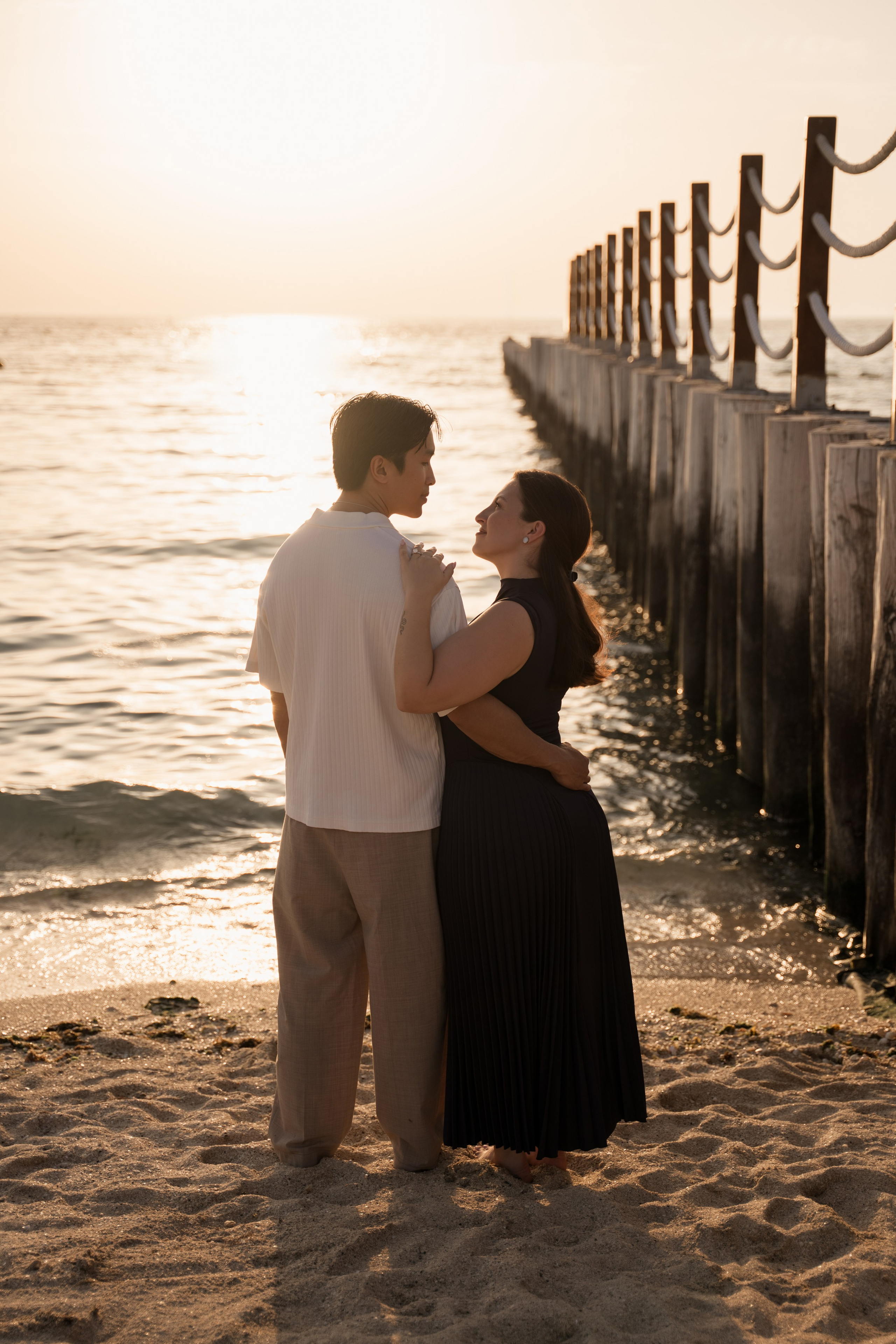 Together by the Sea. Angela Iakovleva — Family Photographer in Dubai