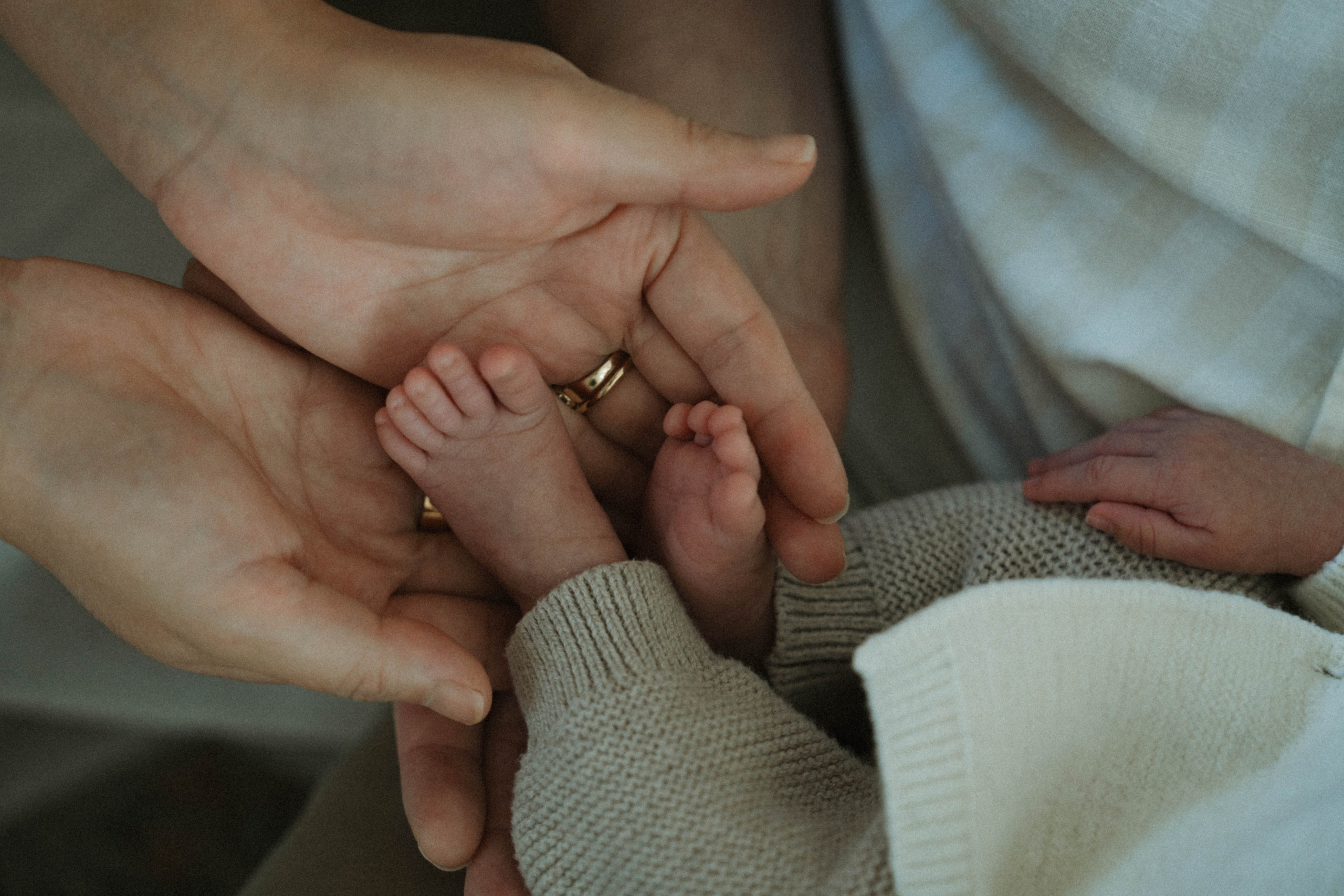 Linda’s Newborn Home Session. Soulo Photography | San Francisco Bay Area Based Photographer