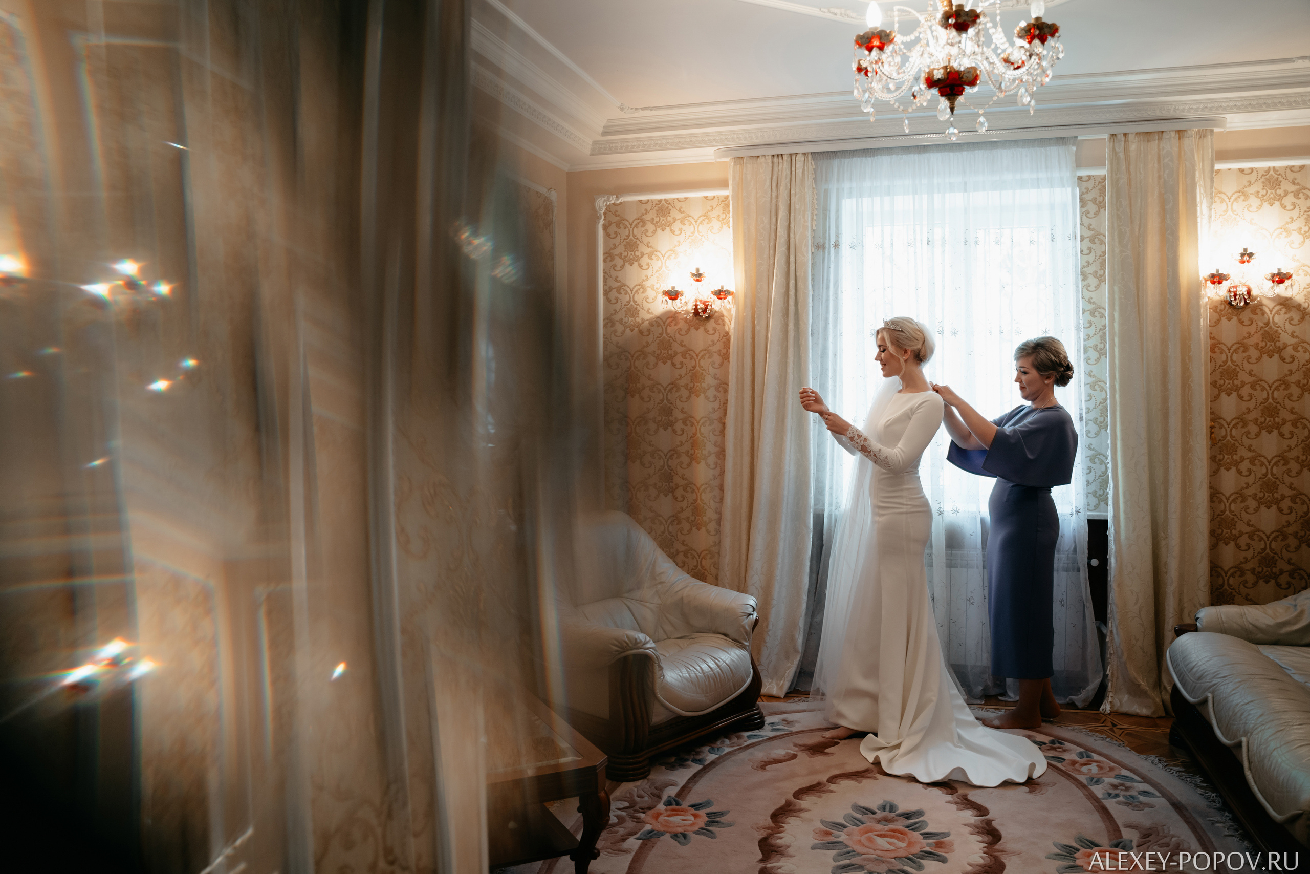 Свадьба в Ялте. Церемония с видом на море, кабриолет, дворец. Свадебный и семейный фотограф Алексей Попов. Штутгарт, Германия