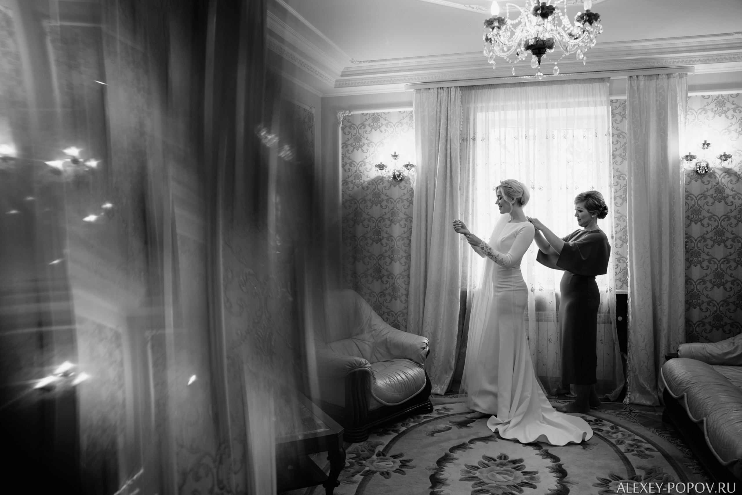 Свадьба в Ялте. Церемония с видом на море, кабриолет, дворец. Свадебный и семейный фотограф Алексей Попов. Штутгарт, Германия