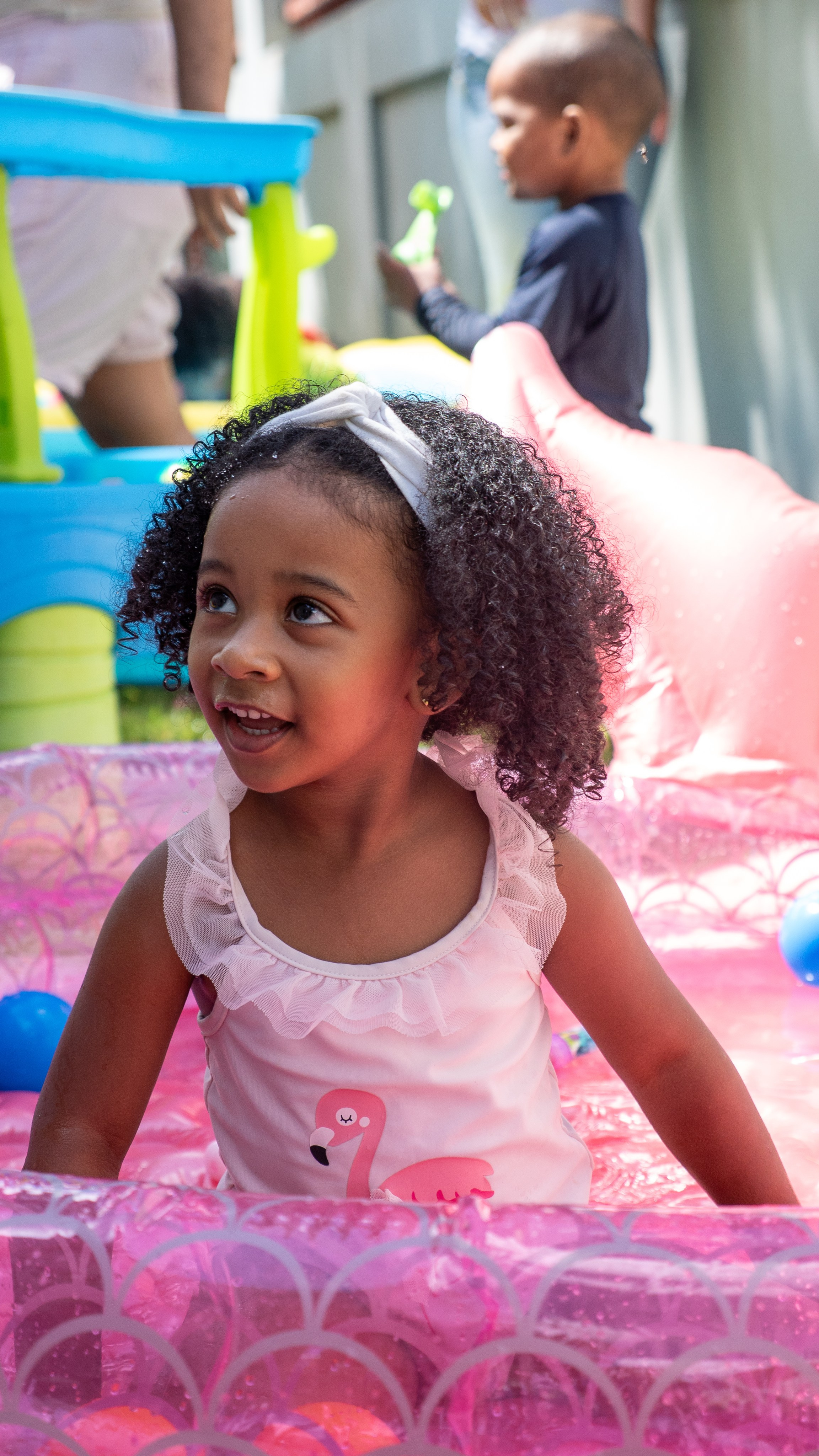 Growing - Espacio para niños. VisualAvalon