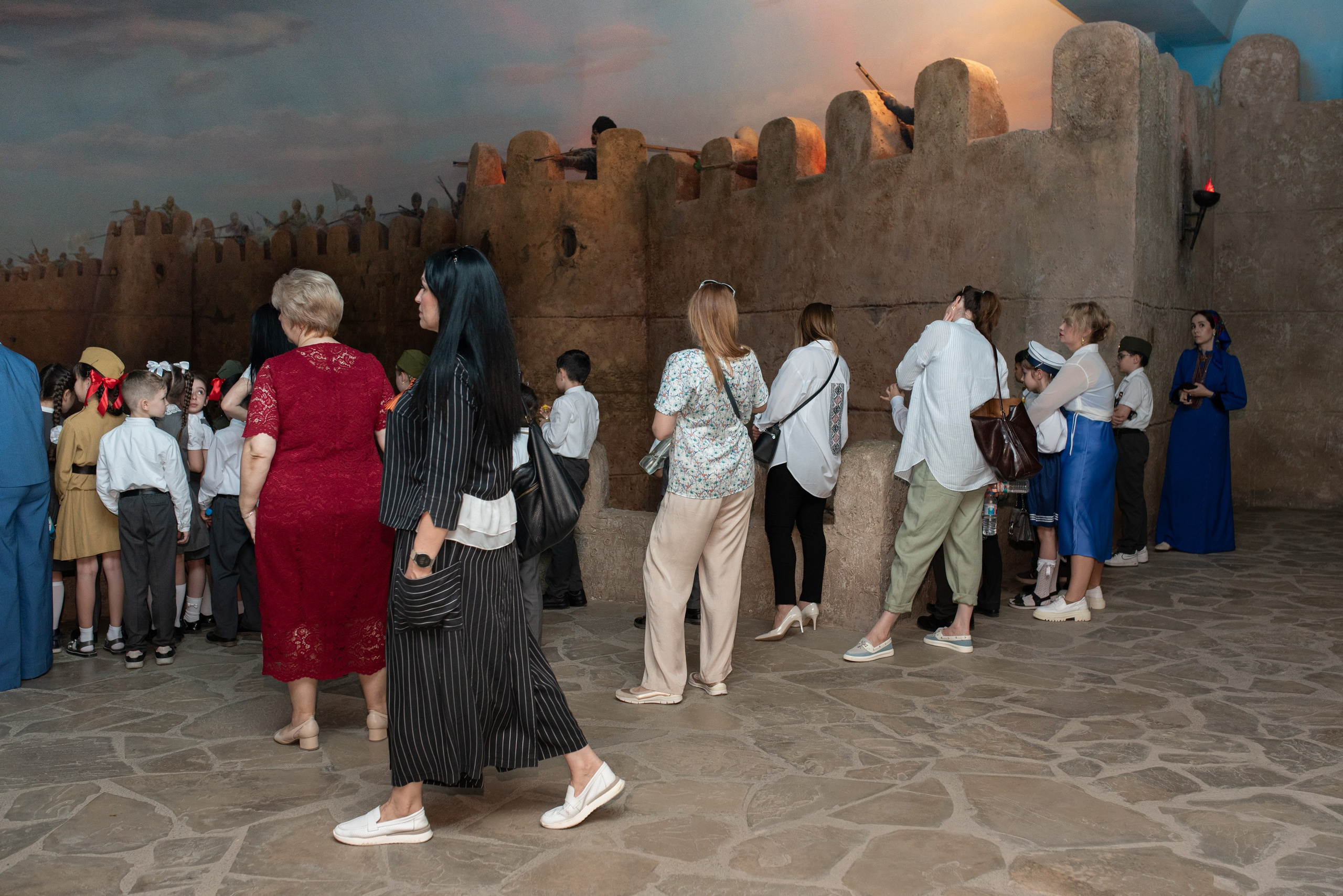 Вечный огонь 2"А» класс. Ваш фотограф в Ашхабаде Гамлет Осипов