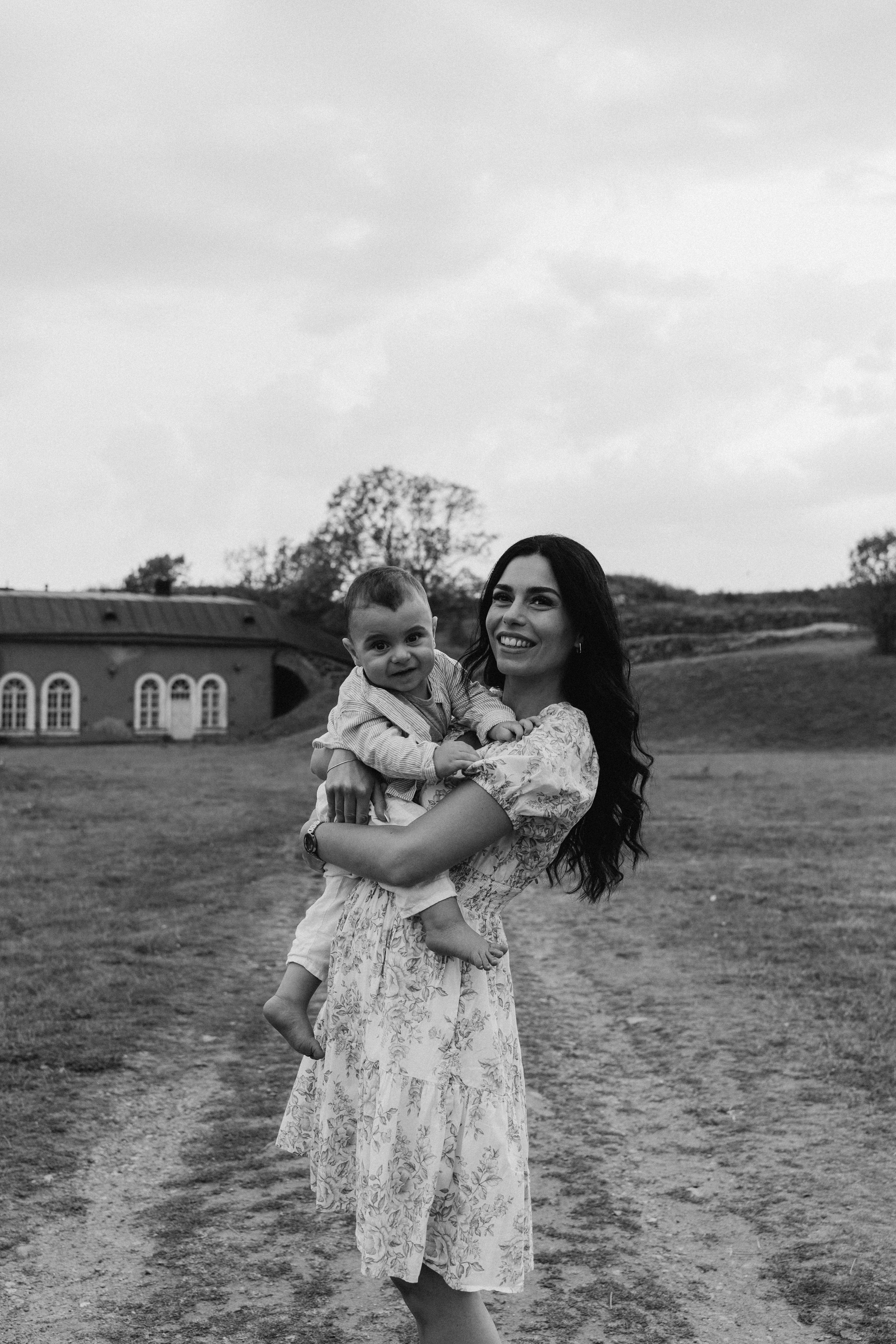 Summer. Wedding and potrait photographer in Helsinki Vickan O