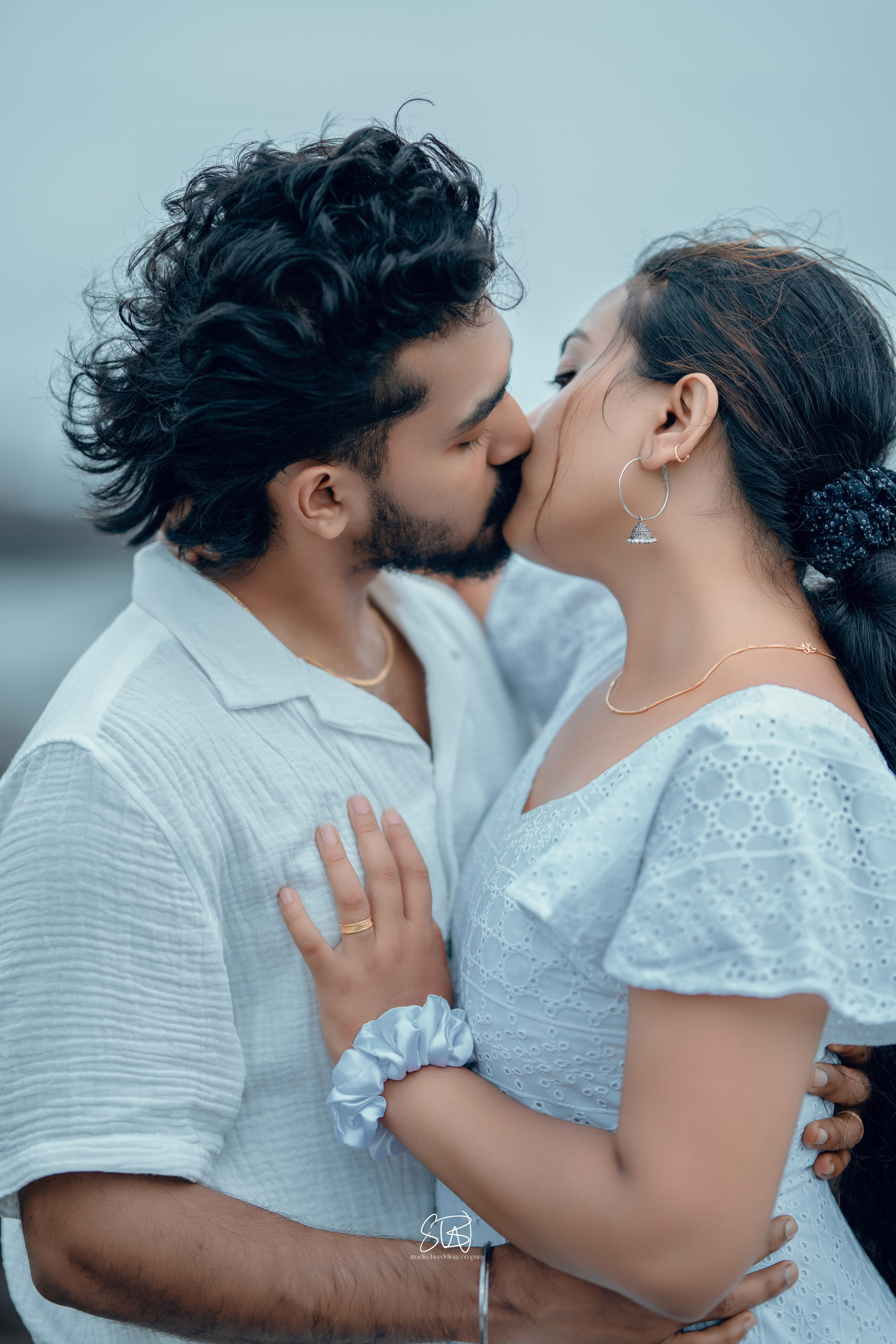 ARUN & REHNA BEACH PREWEDDING. STUDIO3WEDDINGCOMPANY