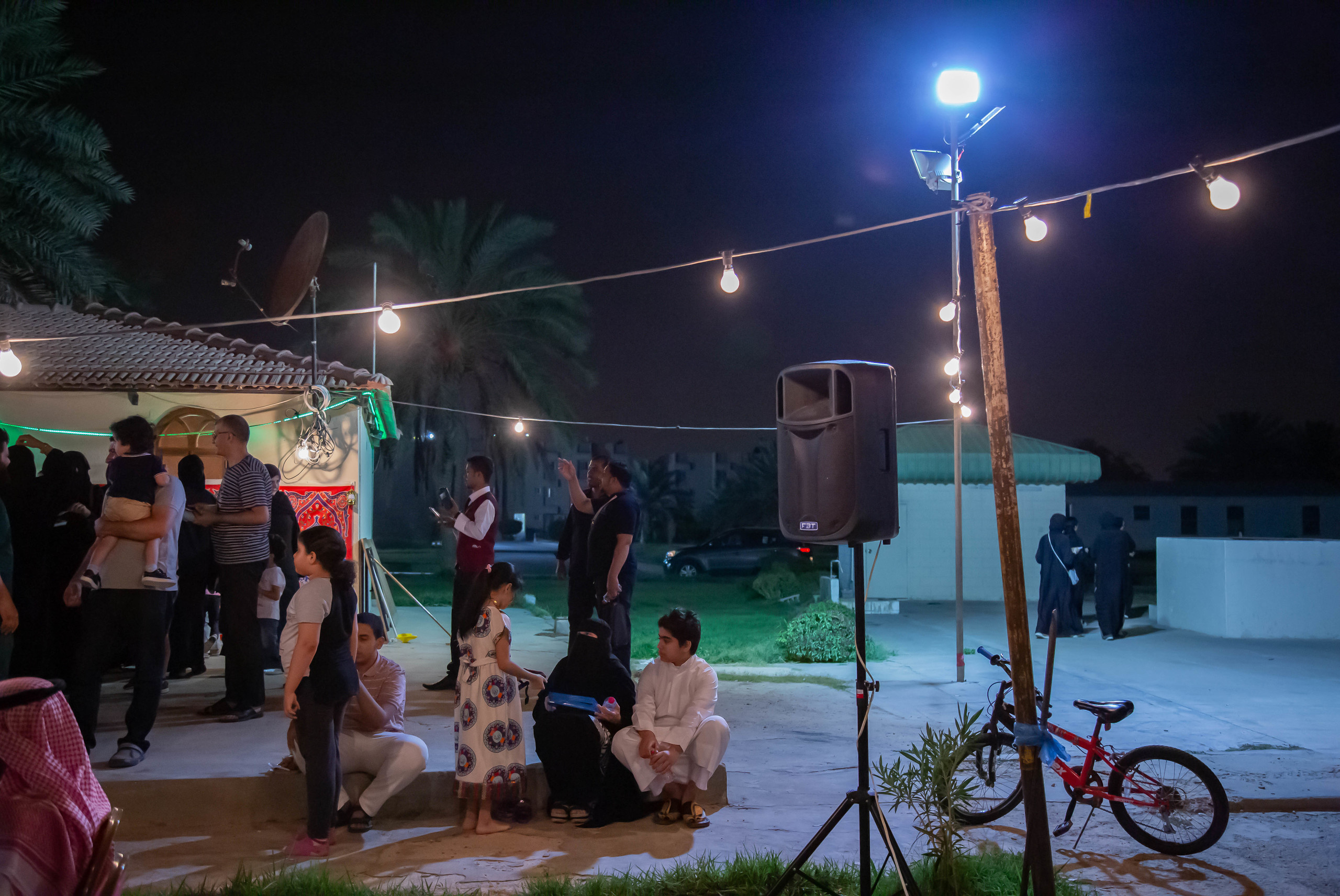 Gargaan. Документальный фотограф, междисциплинарный художник