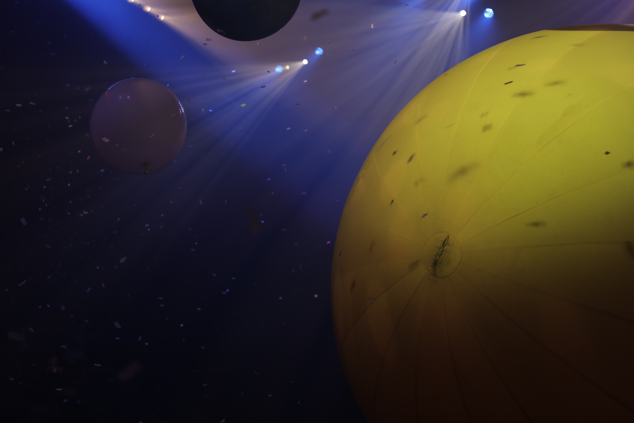 Slava's Snow Show. Документальный фотограф, междисциплинарный художник