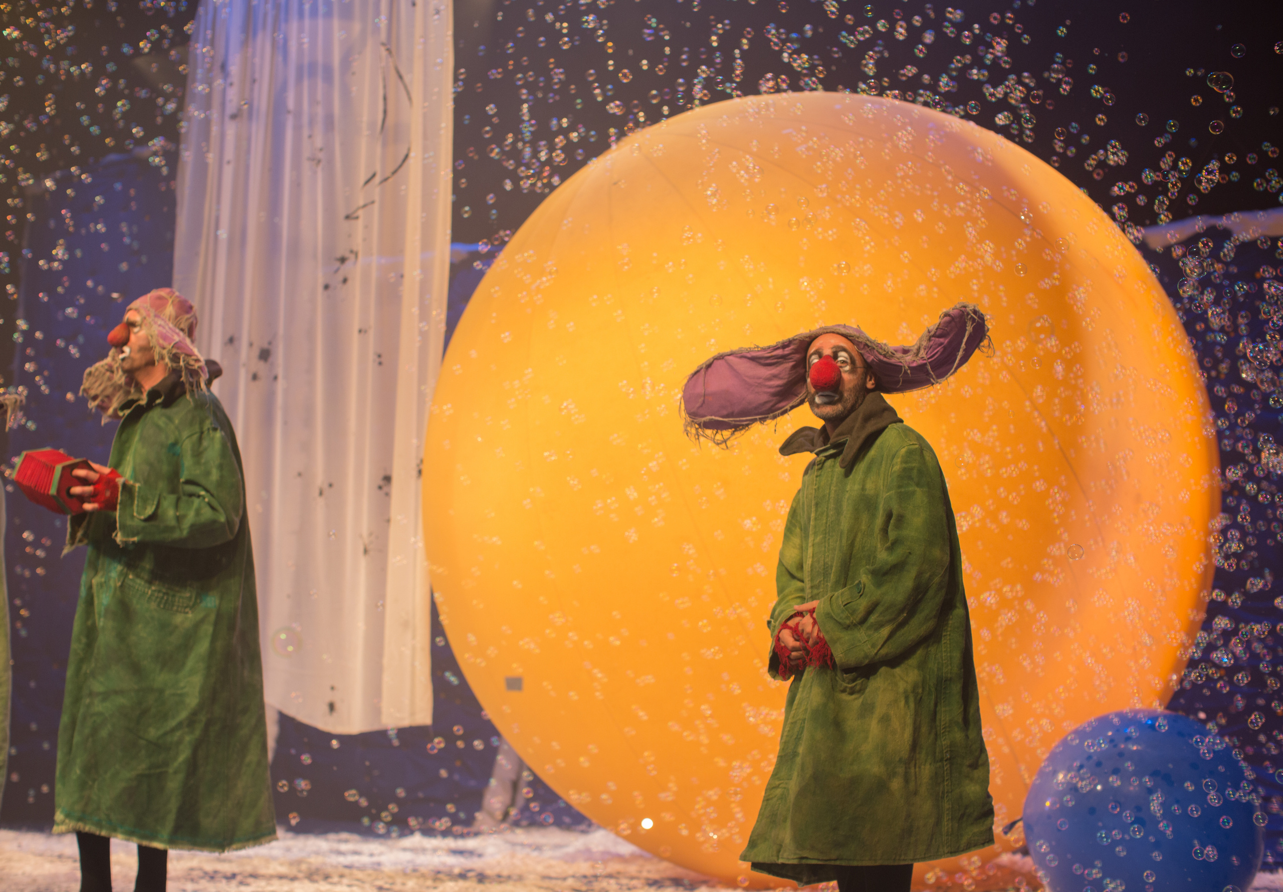 Slava's Snow Show. Документальный фотограф, междисциплинарный художник
