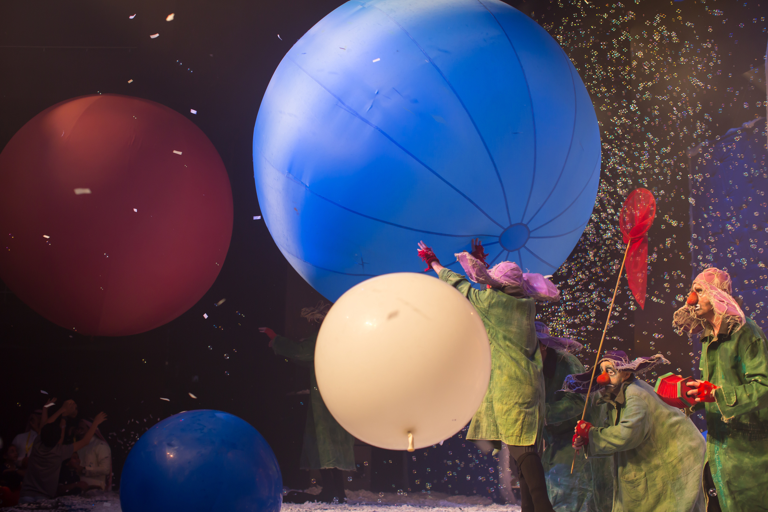 Slava's Snow Show. Документальный фотограф, междисциплинарный художник