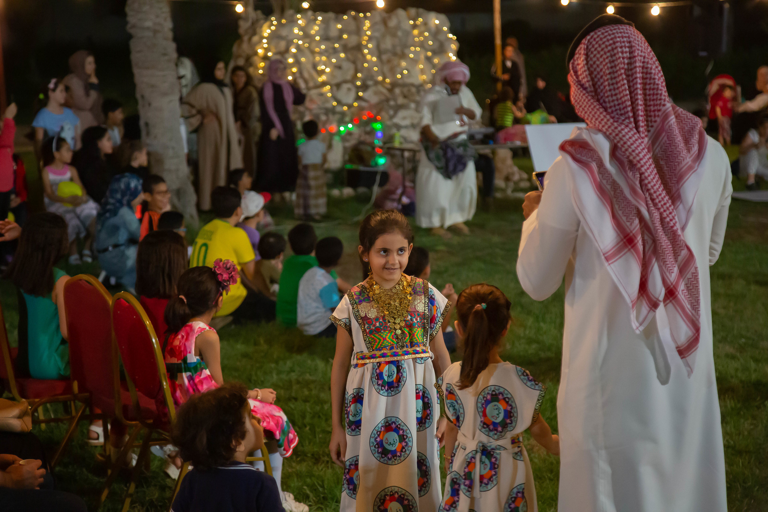 Gargaan. Документальный фотограф, междисциплинарный художник