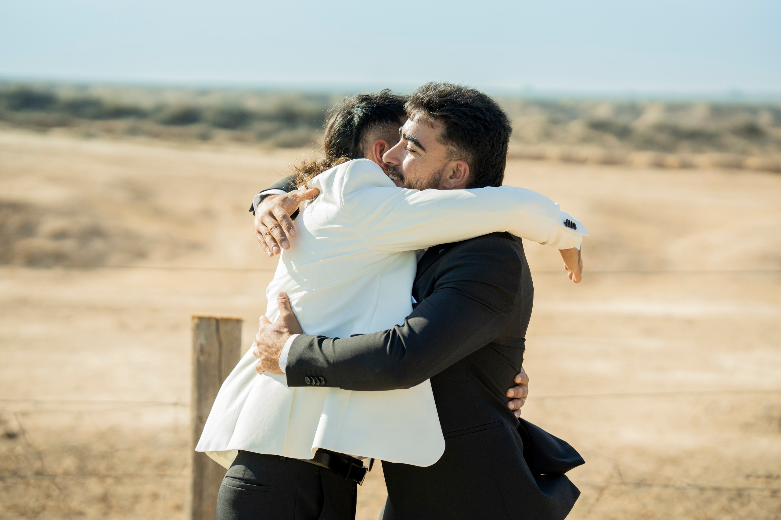 אביה ואחיה. יוסף מזרחי צילום חתונה, ברית וזוגיות. צלם מקצועי שאוהב להוציא אתכם הכי יפים ברגעים הכי מרגשים