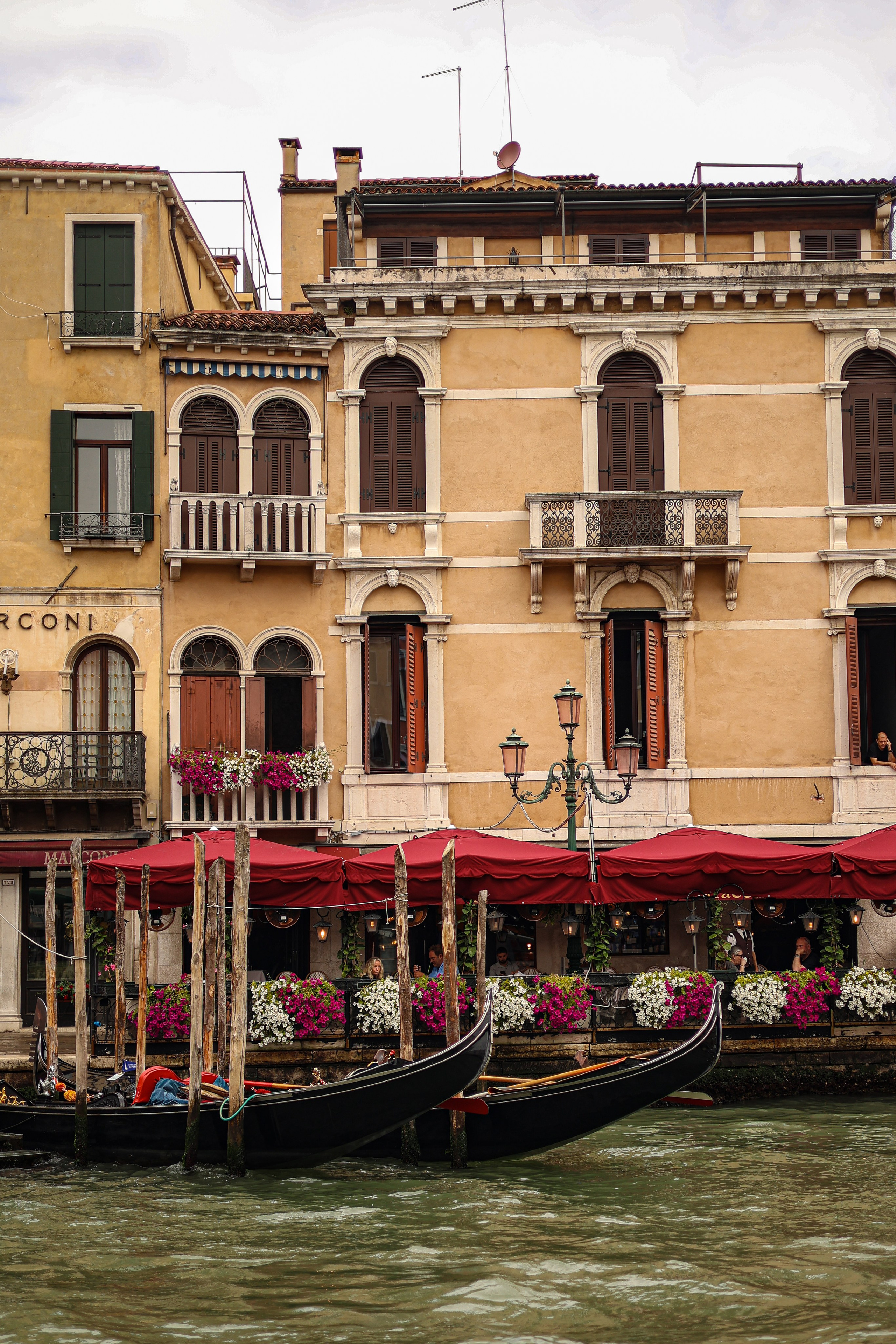 Street. ARTAMIND Photography. Portraits, Family Sessions, Events. Buffalo, NY