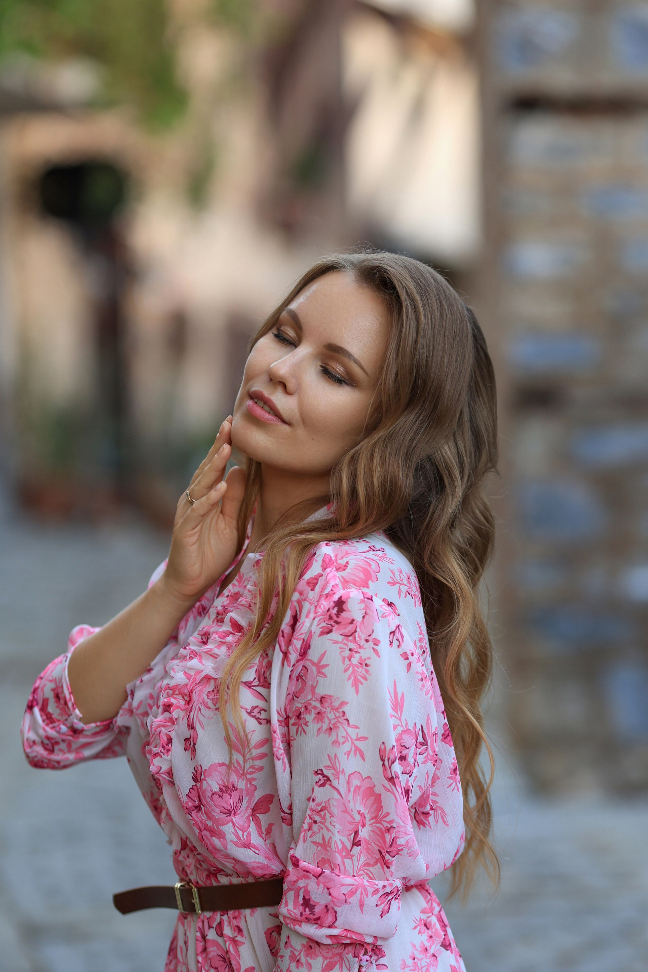 Family Walk in Alanya Old City | Colourful Streets Photoshoot. Professional Photographer in Alanya, Side, Belek, Antalya. Turkiye