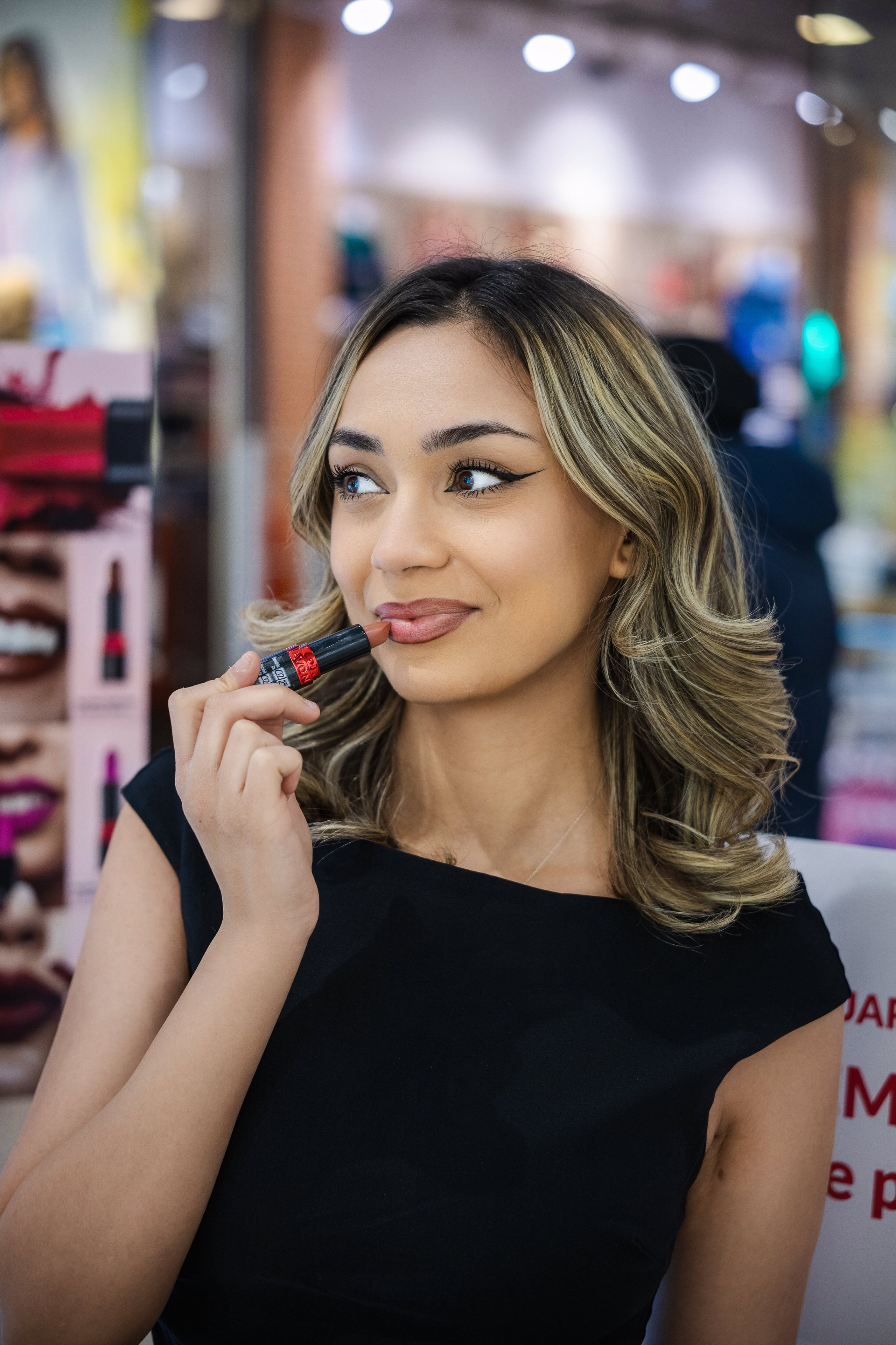 Andone Diana | Makeup Artist. Daniel Cioc - Fotograf profesionist în București, specializat în evenimente, nunta, botez, corporate, portret și boudoir