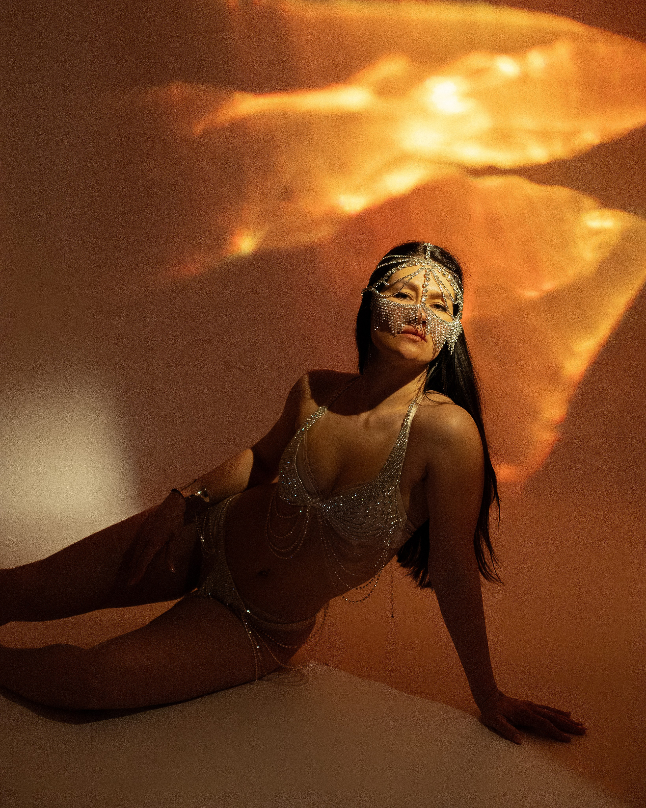 Porträt von Gulya – strahlende Schönheit im orientalischen Kostüm