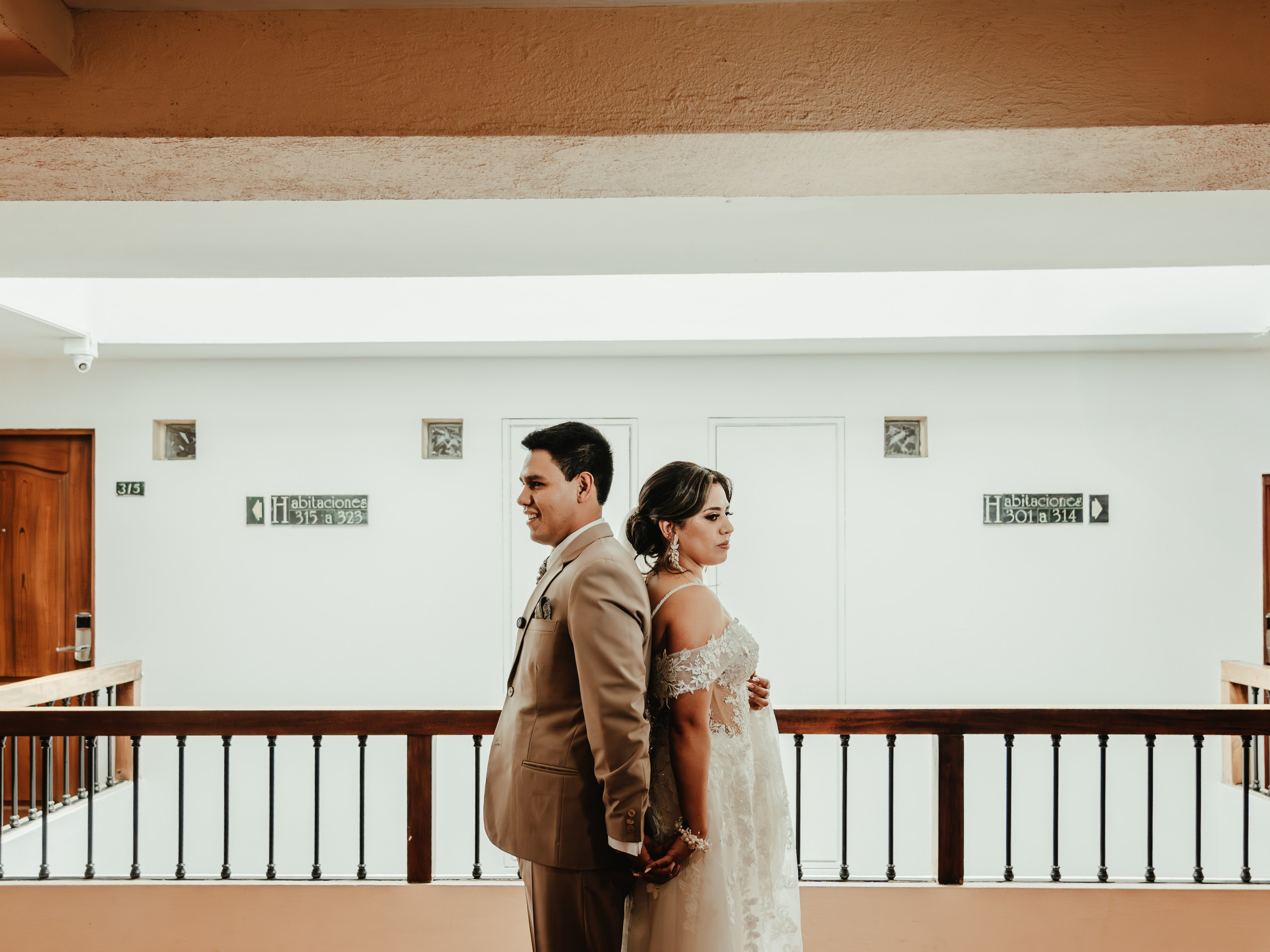 CARLA Y MARIO BODA RELIGIOSA. Studio KVTA | Fotografía y Video de Bodas en Arequipa