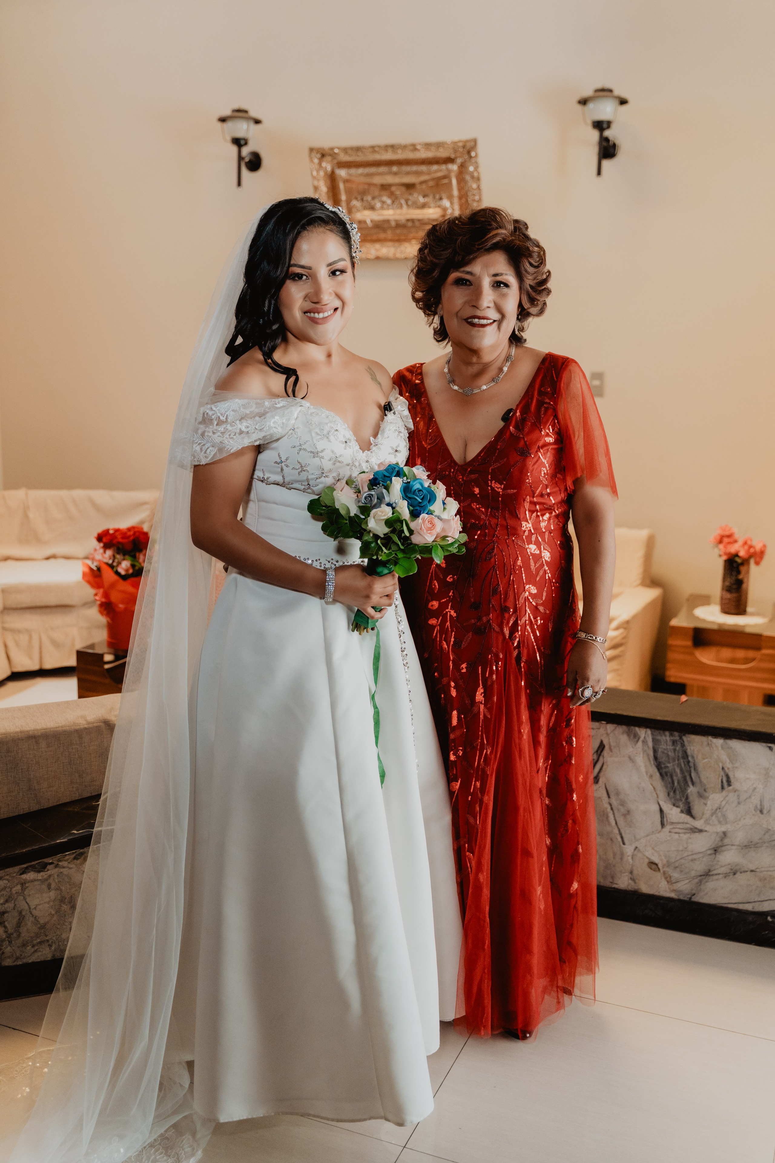 GABRIELA + JORGE | BODA CIVIL RELIGIOSA. Studio KVTA | Fotografía y Video de Bodas en Arequipa