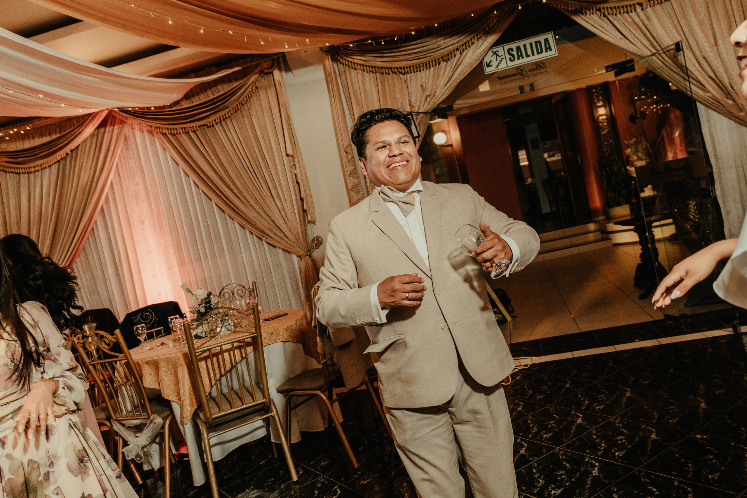 VANESSA + FRANKLIN BODA RELIGIOSA. Studio KVTA | Fotografía y Video de Bodas en Arequipa