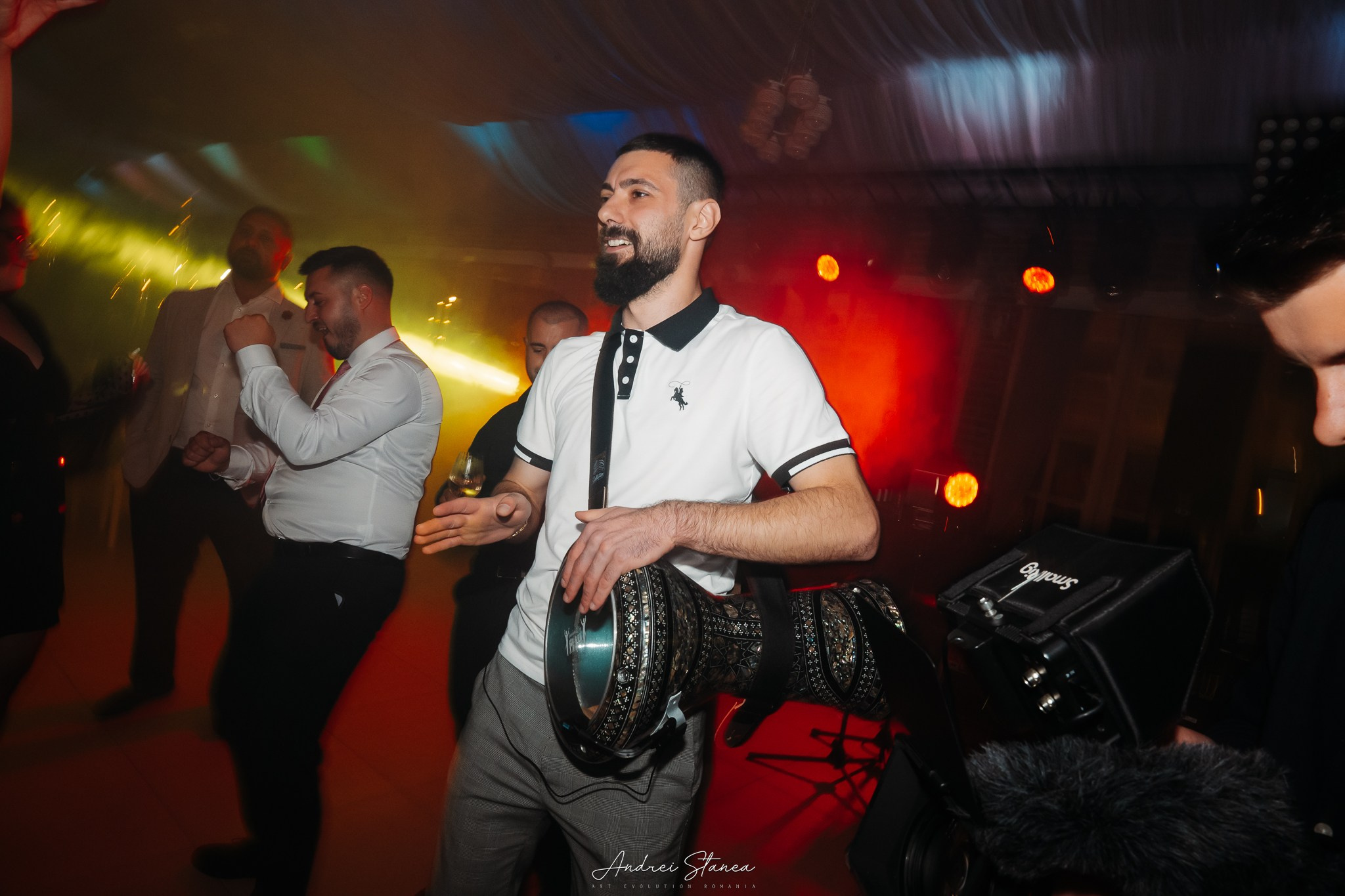 Vio & Adi. Andrei Stanea