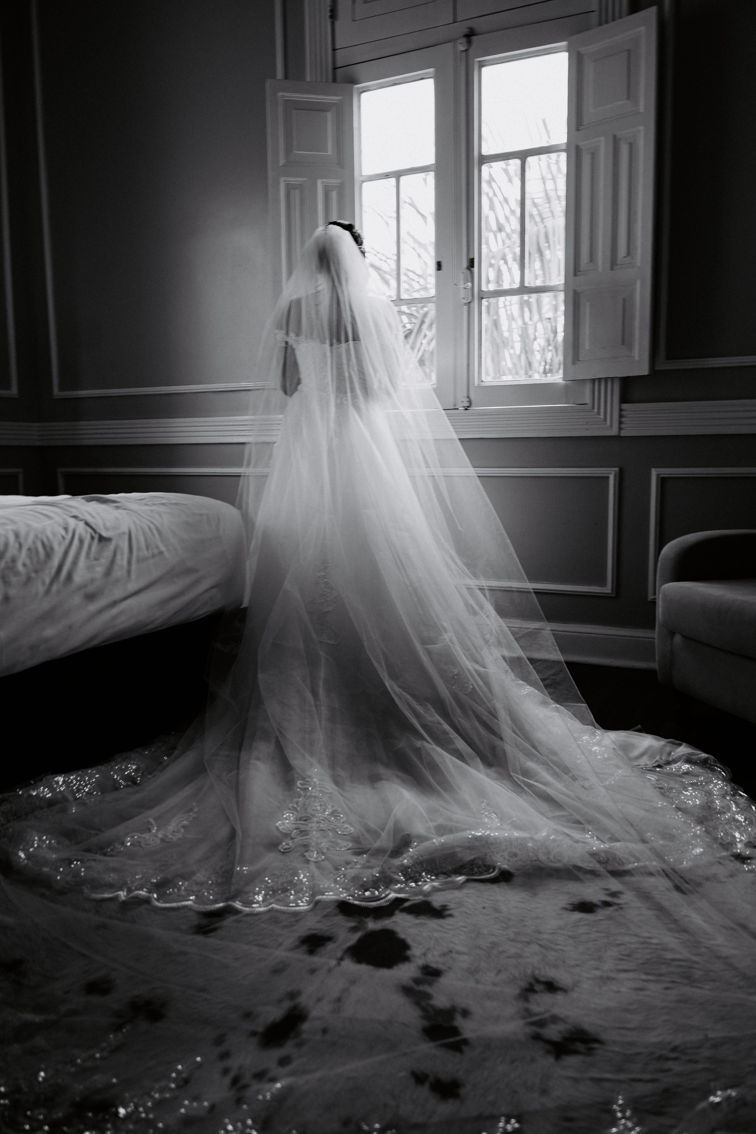 Perspectiva de la novia. Fotógrafo de Bodas en Lima | Ronhy Altamirano. Fotografía narrativa y cinematográfica para bodas, quinceañeras y eventos exclusivos
