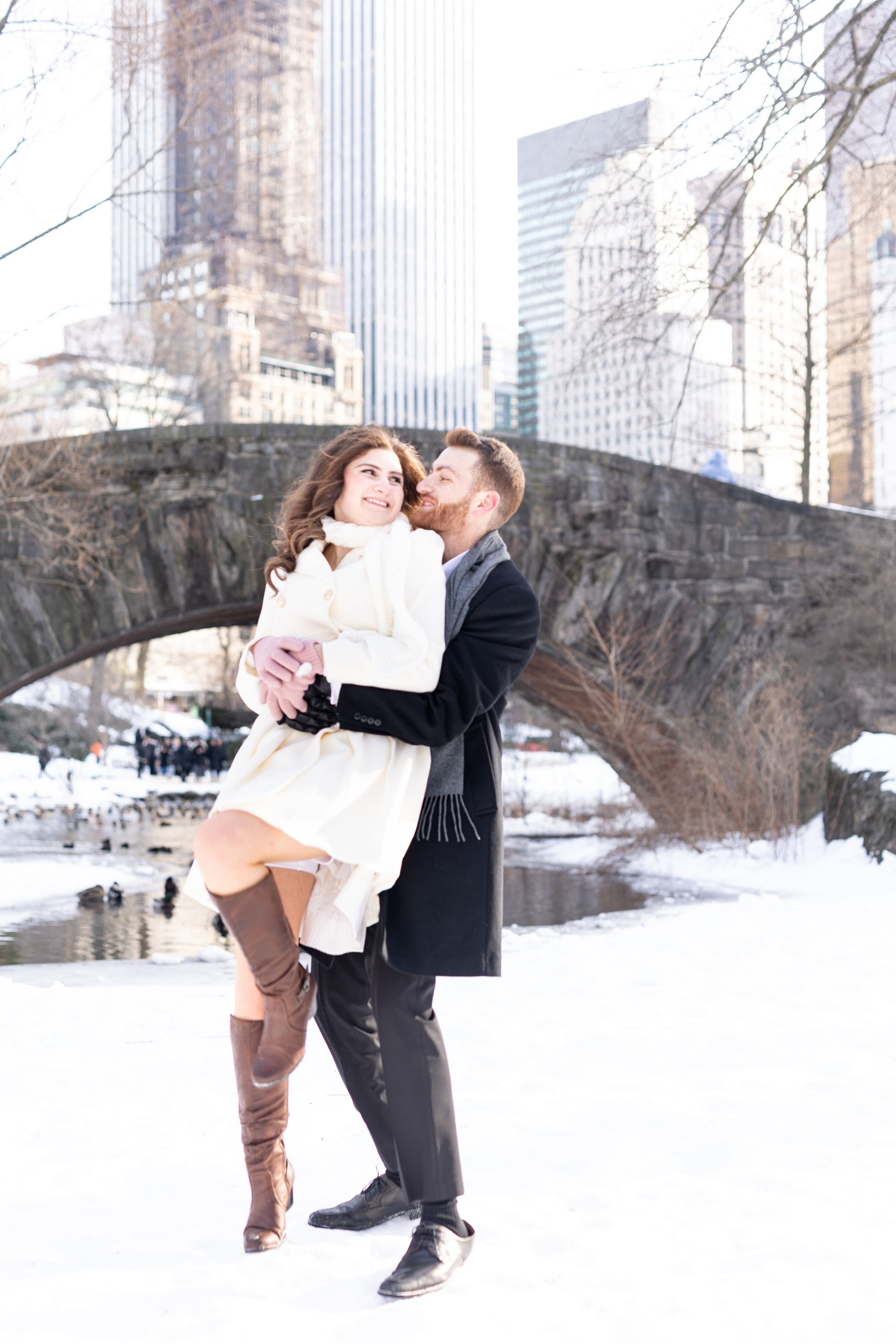 Winter Love in Central Park. Family, lifestyle, and commercial photography in New York and New Jersey