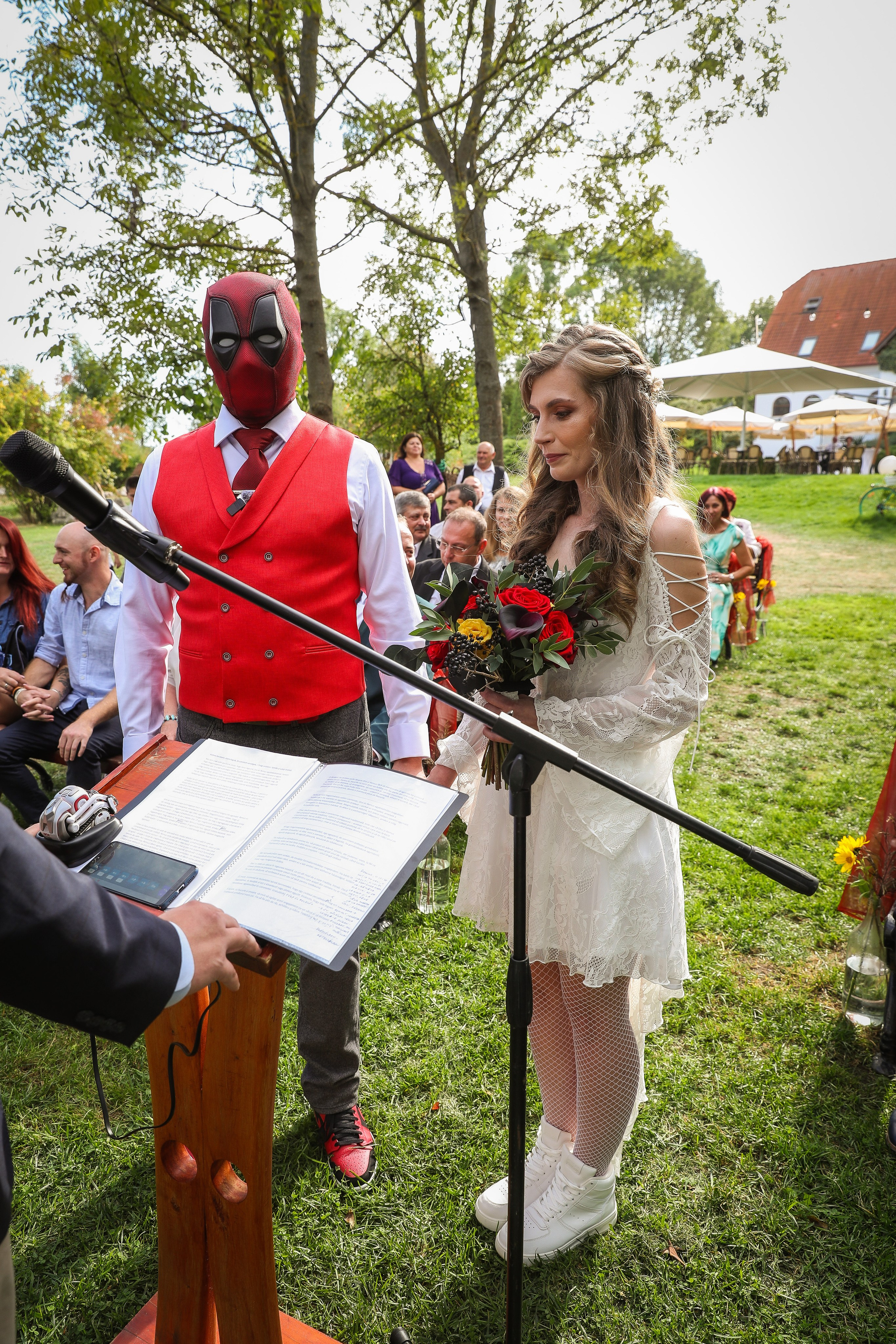 Orsi & Remus, eleganță în inima Transilvaniei. Rares Bucur is a professional wedding photographer based in Cluj-Napoca, Romania, specializing in wedding photography