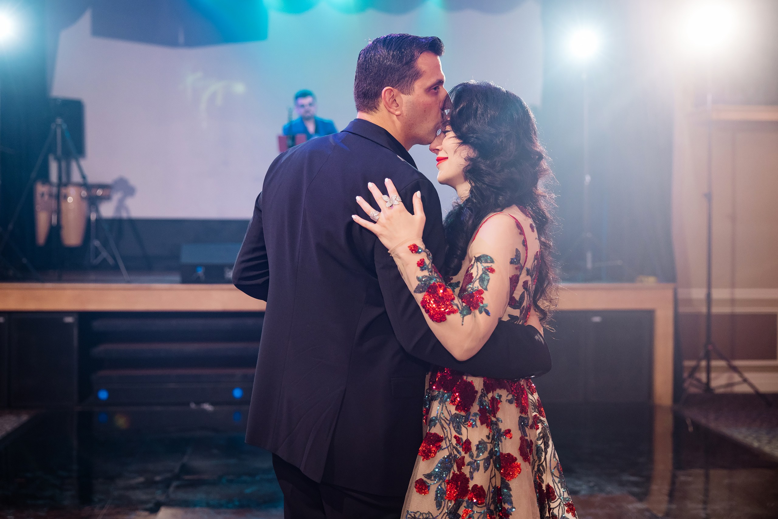 04.13.2025 First birthday. Wedding family event photographer in Chicago Nick Yushevich