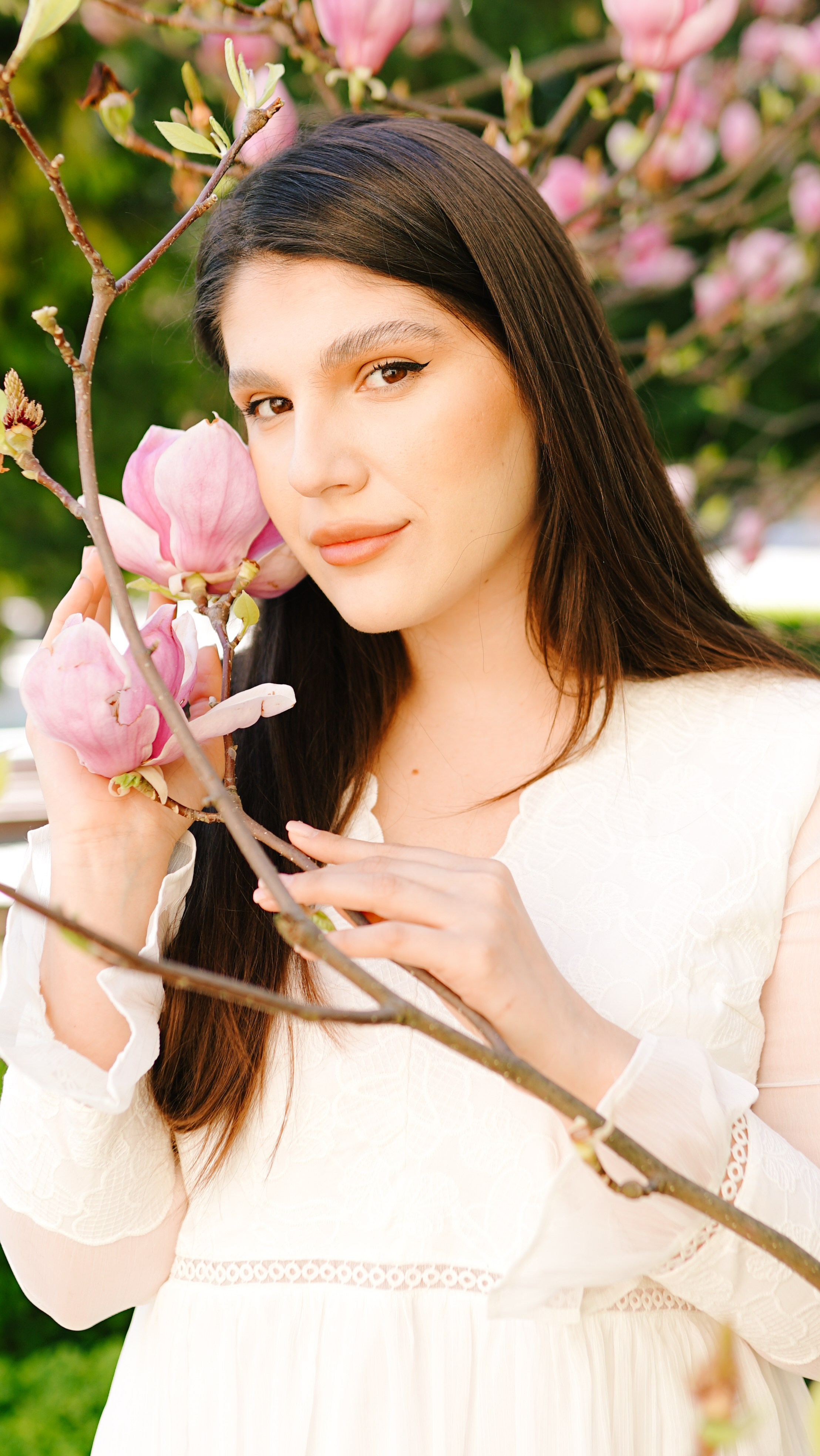 Fotografie de Portret Brașov | Artist Mădălina Beda. Madalina Beda- Artist vizual, fotograf, doula la nastere, consultant babywearing Brasov si in toata tara