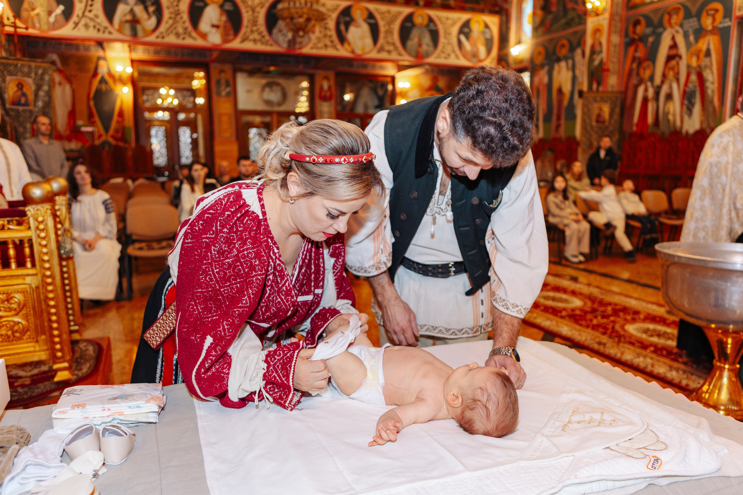 Botezul micuțului Matteo. Cristina Andronache fotograf Brașov fotograf de familie fotograf de nunta Brașov