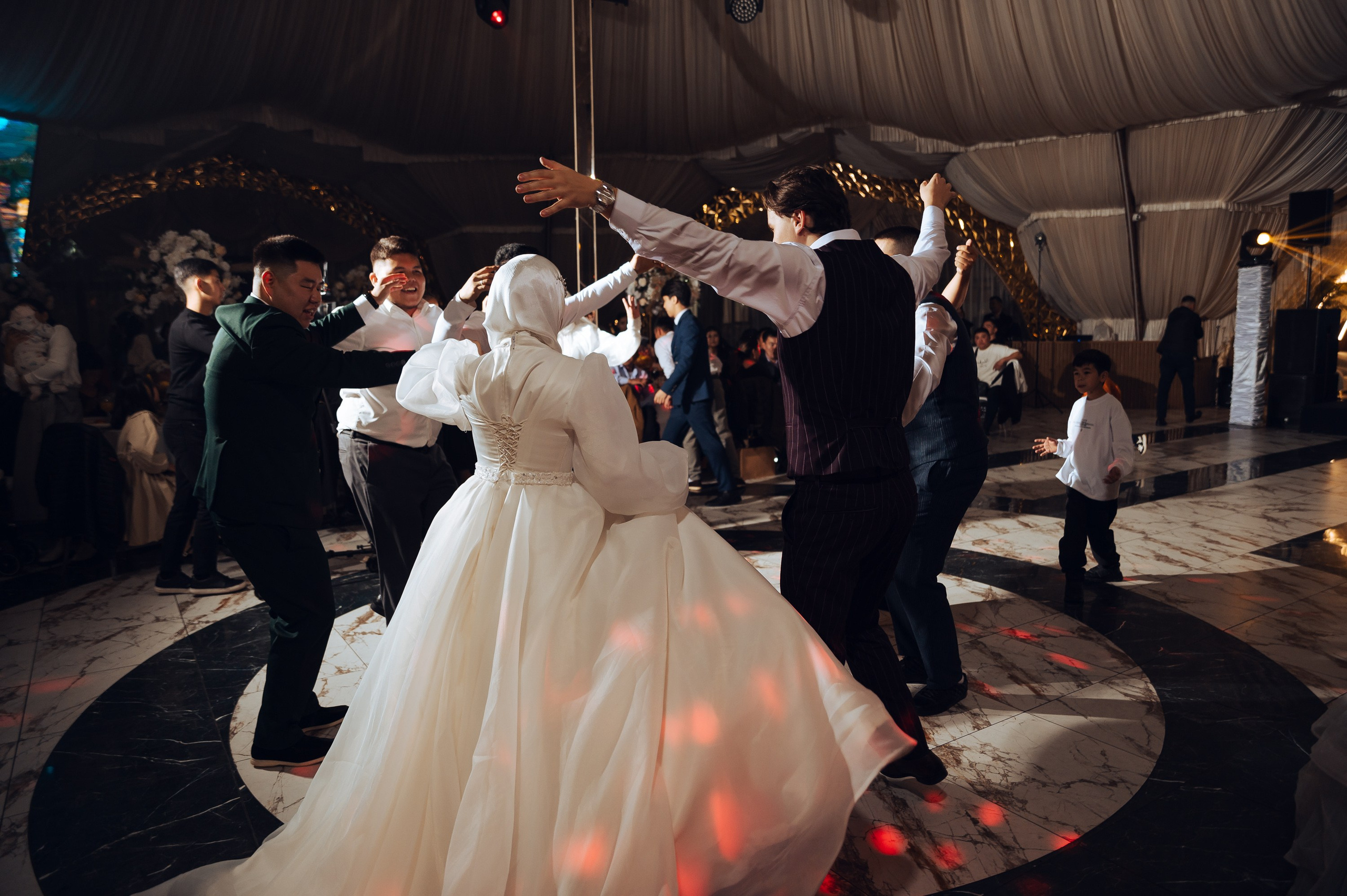 MAHMUD & AIDAI. Фотограф в Бишкеке Андрей Кавешников